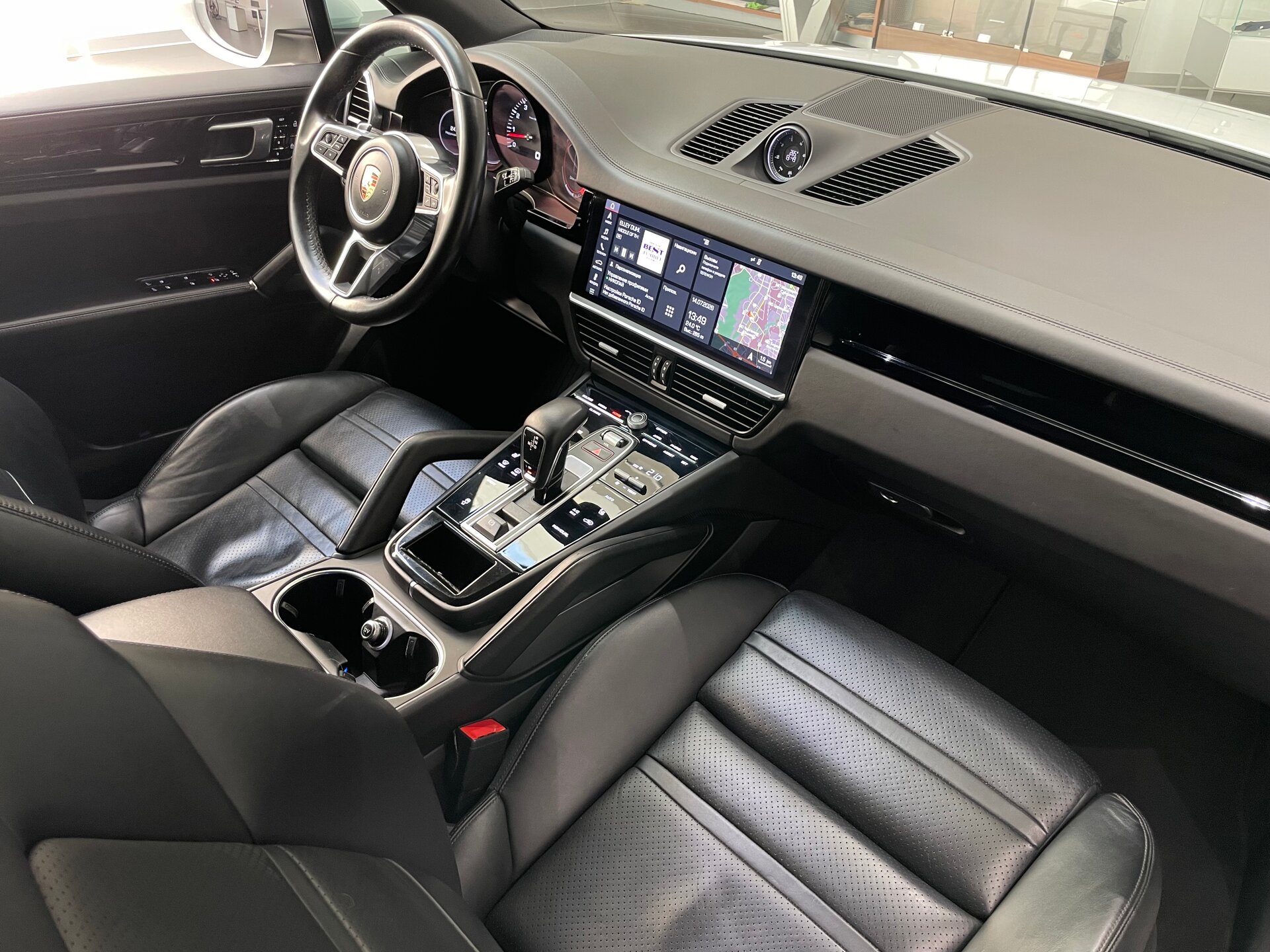 Автомобиль Porsche Cayenne 3.0 AT (340 л.с.) 4WD - 11
