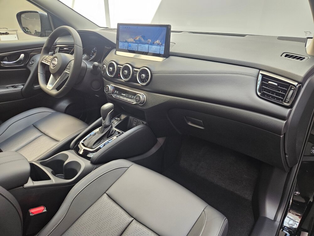 Автомобиль Nissan Qashqai 2.0 CVT (140 л.с.) - 15