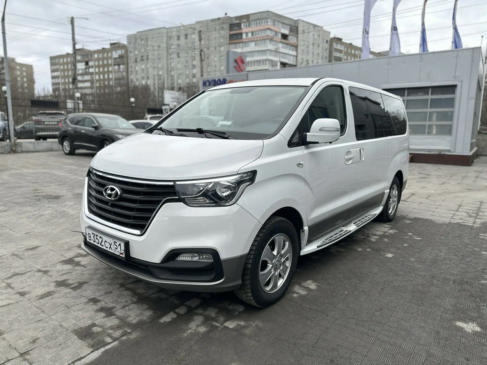 Hyundai Grand Starex 2.5d AT (145 л.с.) 4WD 2019