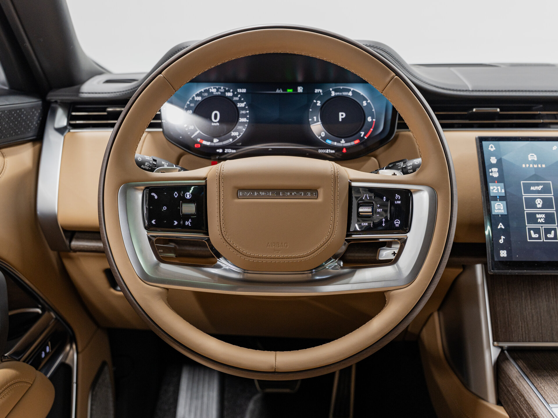Автомобиль Land Rover Range Rover P400 MHEV 3.0 AT (400 л.с.) 4WD - 16