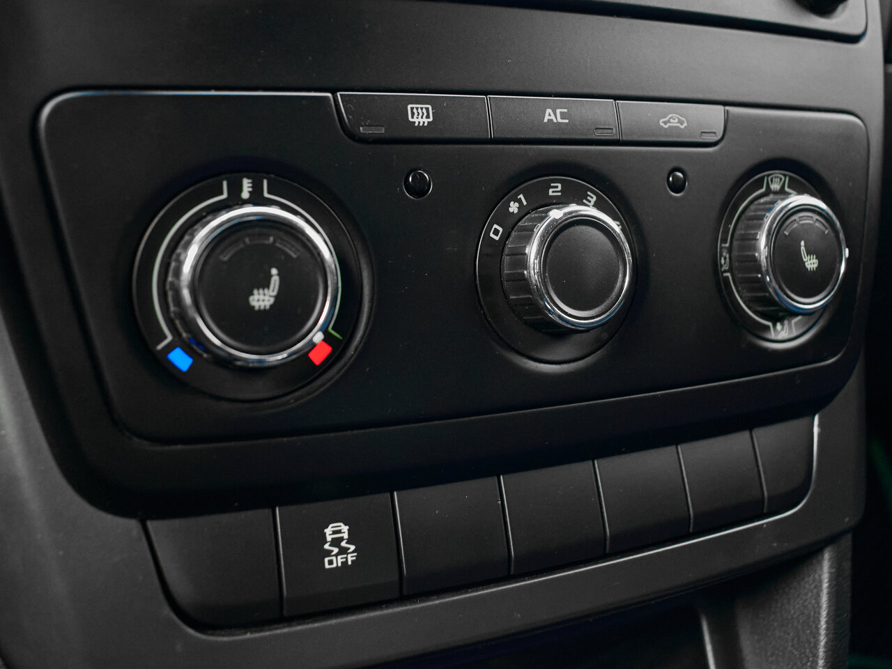 Купить Skoda Yeti 1.2 AMT (105 л.с.), 2013 в Екатеренбурге