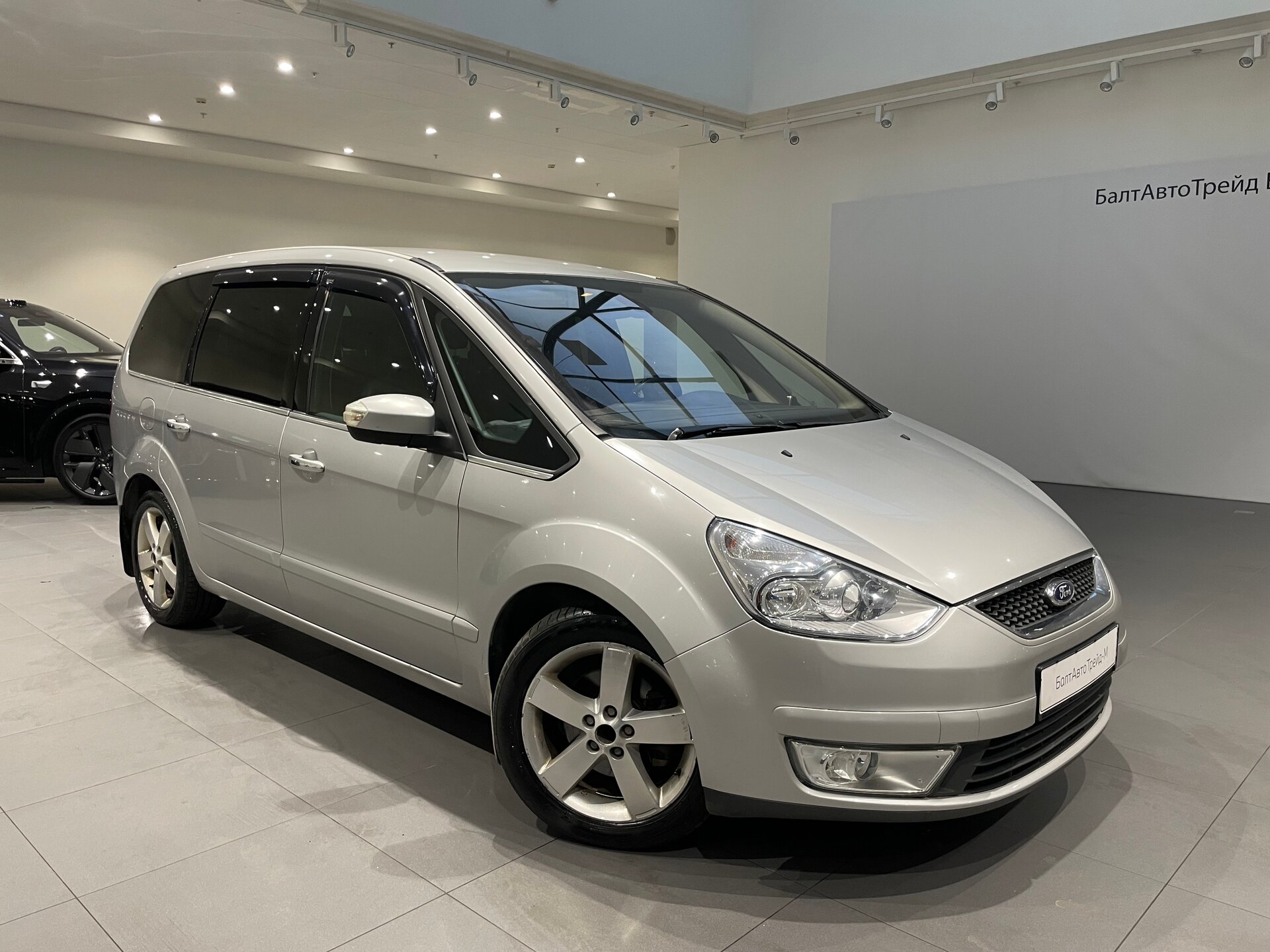 Автомобиль Ford Galaxy 2.3 AT (161 л.с.) - 3