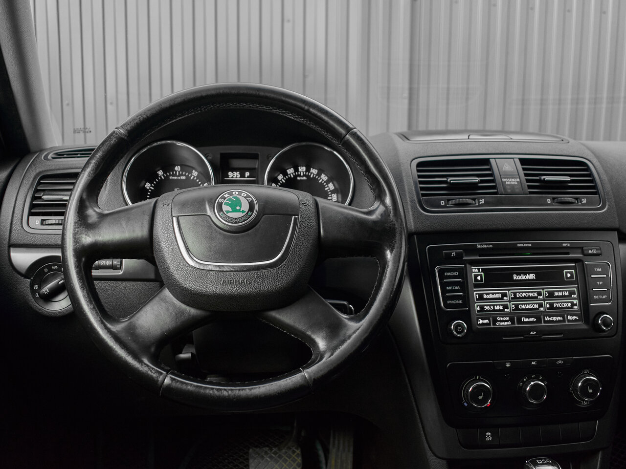 Купить Skoda Yeti 1.2 AMT (105 л.с.), 2013 в Екатеренбурге
