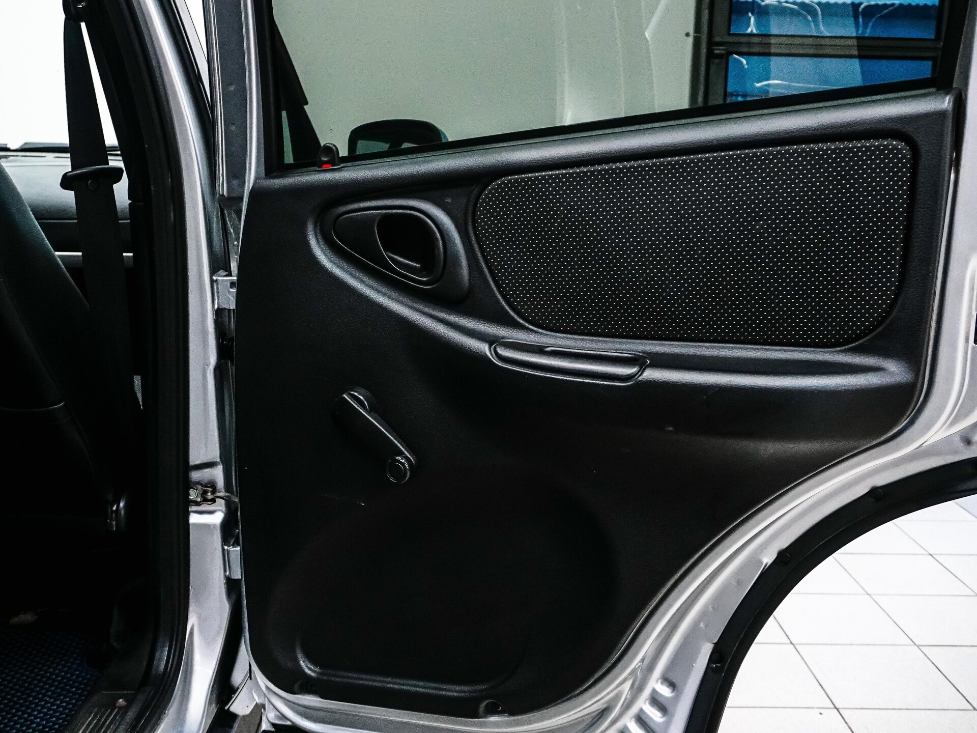 Chevrolet Niva 2012 23