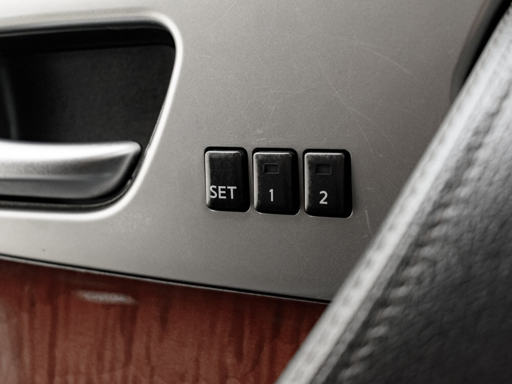 Купить Infiniti FX FX30d 3.0d AT (238 л.с.) 4WD, 2012 в Екатеренбурге