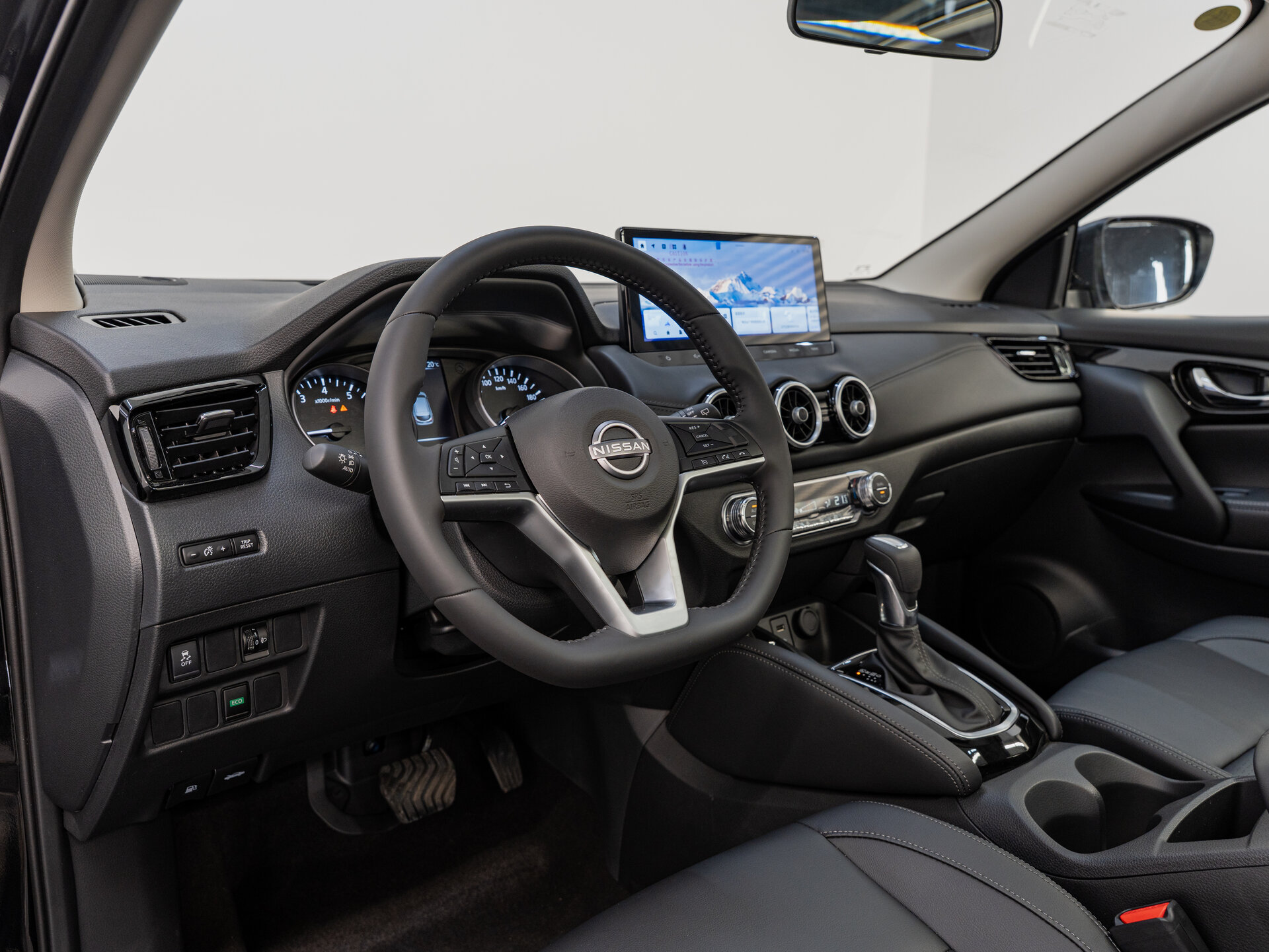 Автомобиль Nissan Qashqai 2.0 CVT (140 л.с.) - 12