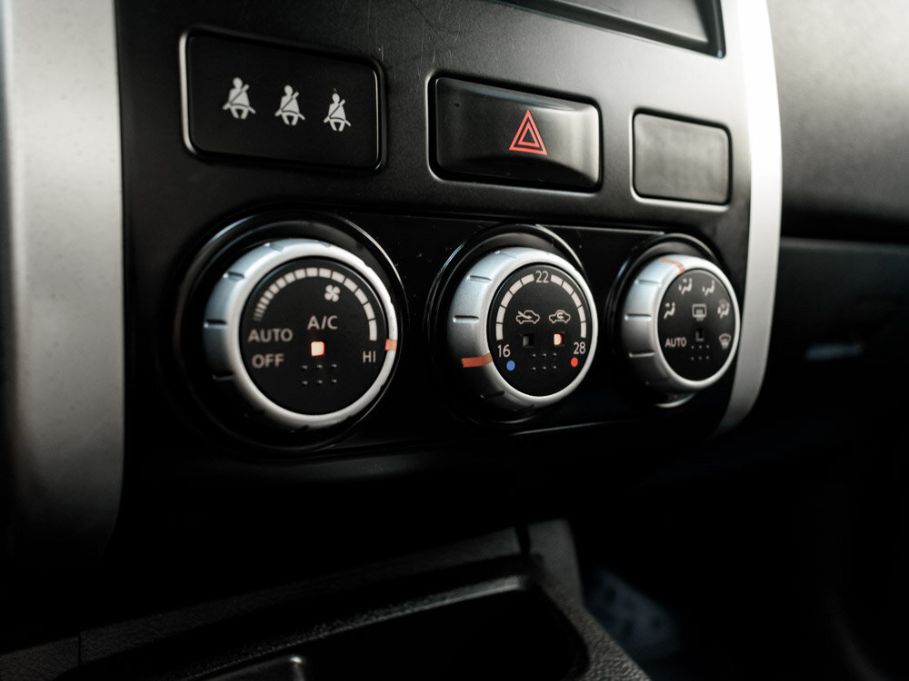 Купить Nissan X-Trail 2.0 CVT (141 л.с.) 4WD, 2011 в Екатеренбурге