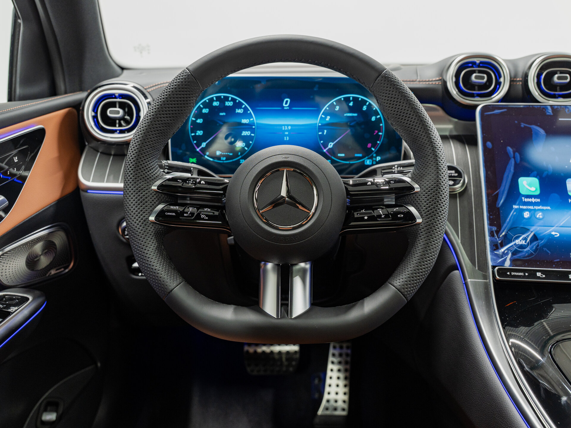 Автомобиль Mercedes-Benz GLC Coupe 300 2.0 AT (258 л.с.) 4WD - 17