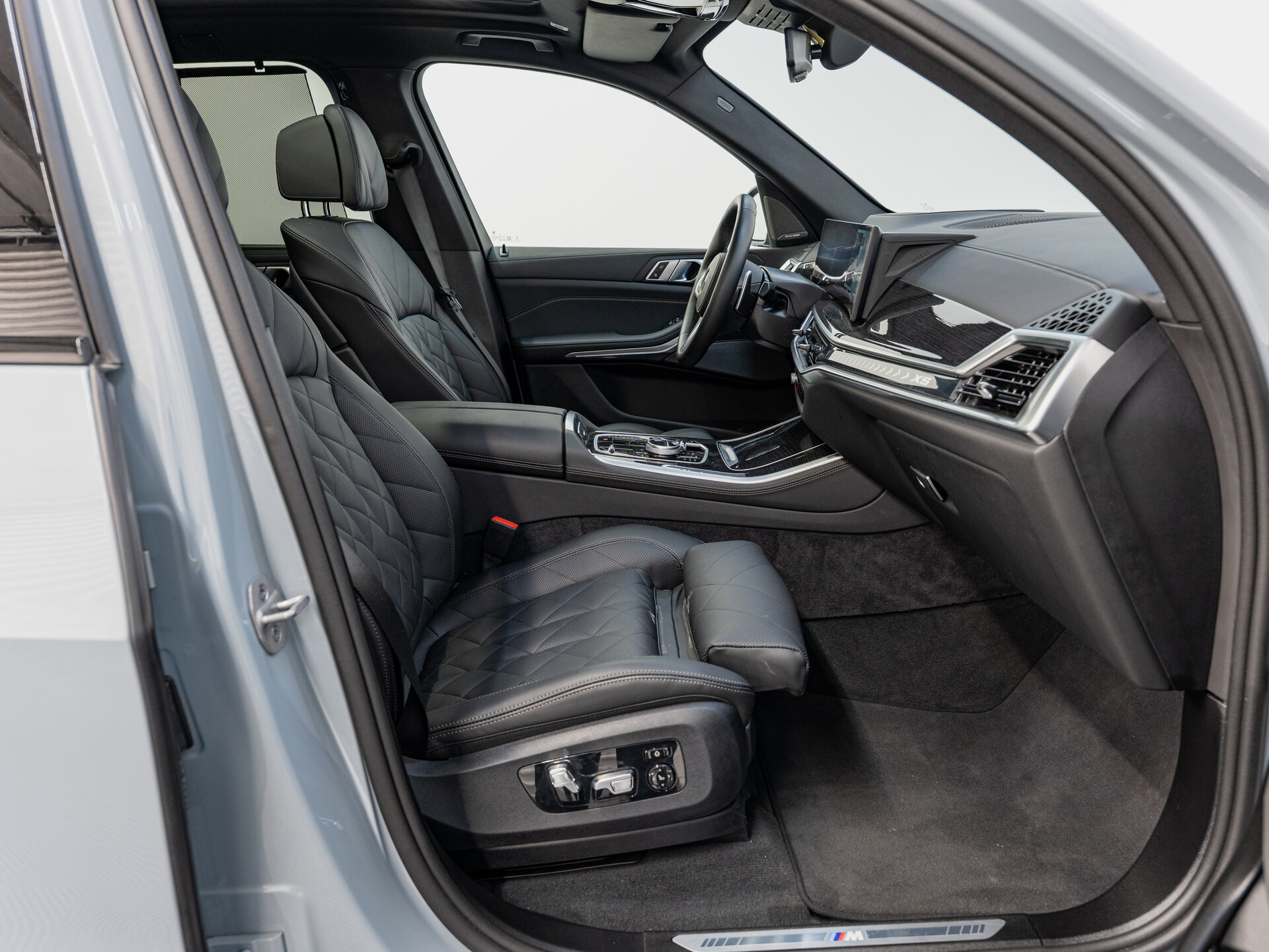 Автомобиль BMW X5 40d 3.0d AT (352 л.с.) 4WD - 17