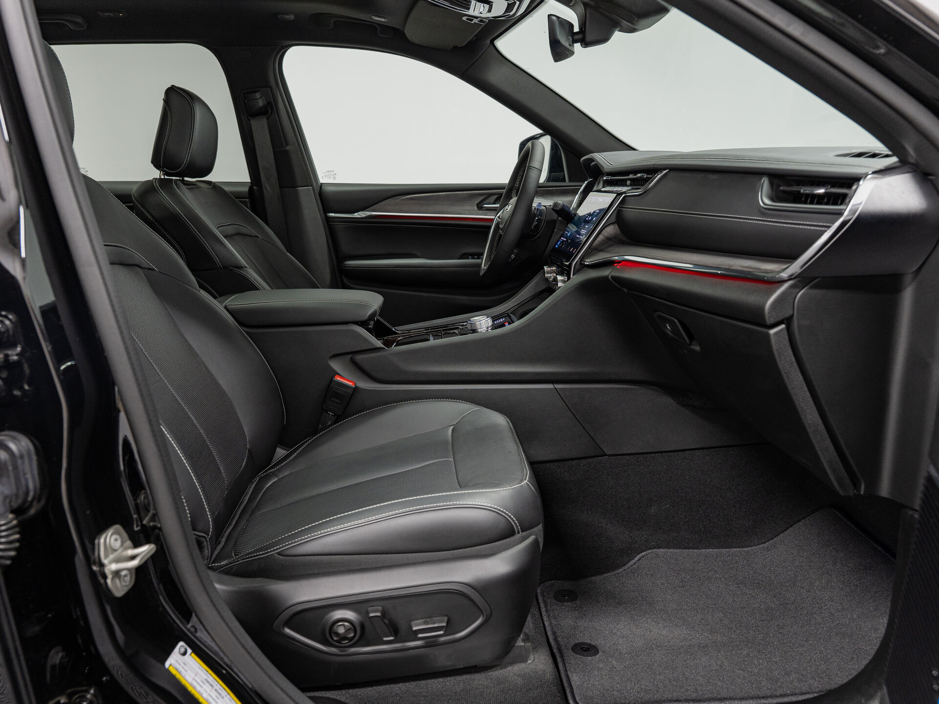 Автомобиль Jeep Grand Cherokee 4xe 2.0hyb AT (380 л.с.) 4WD - 14