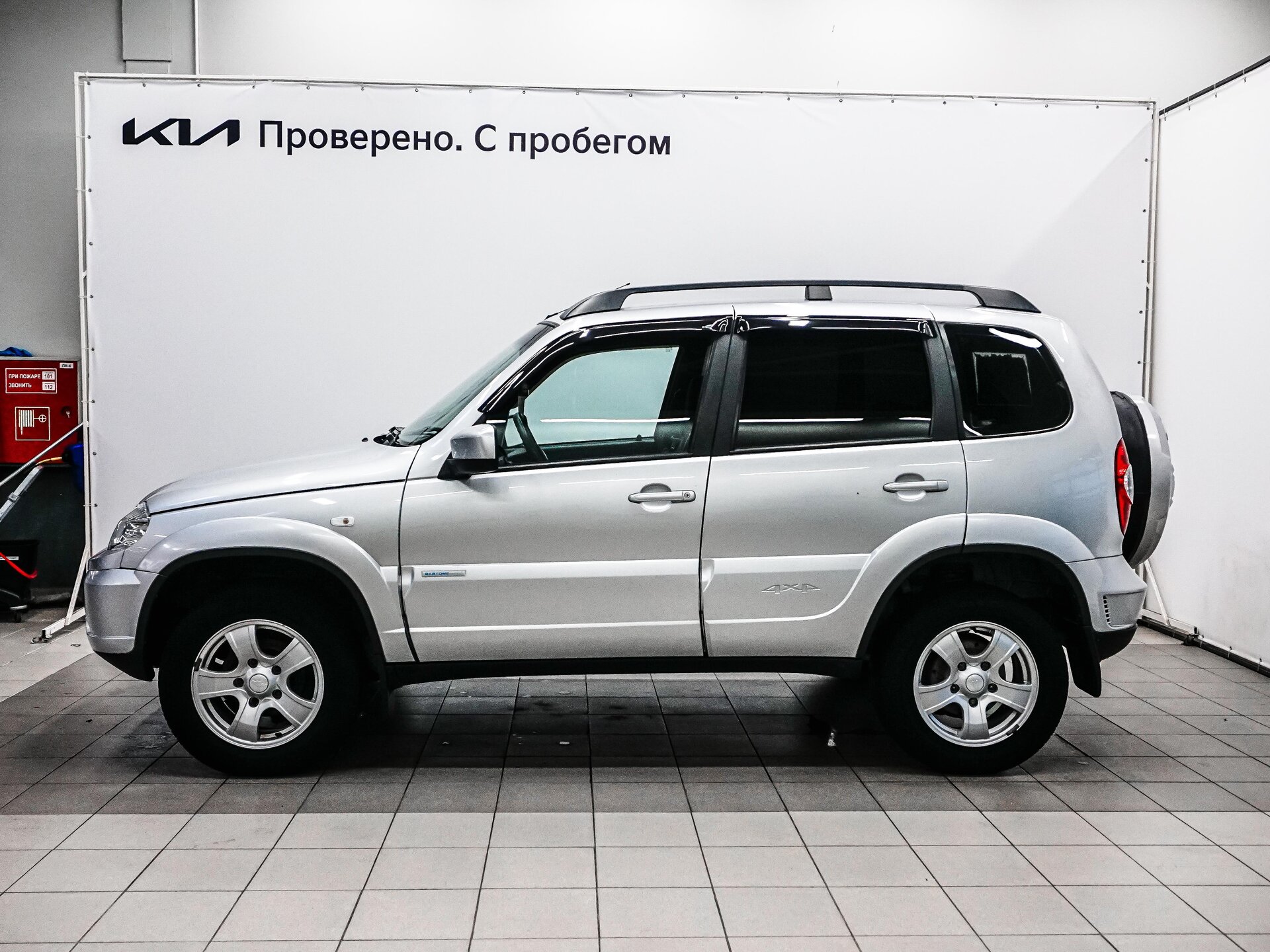 Chevrolet Niva 2012 8