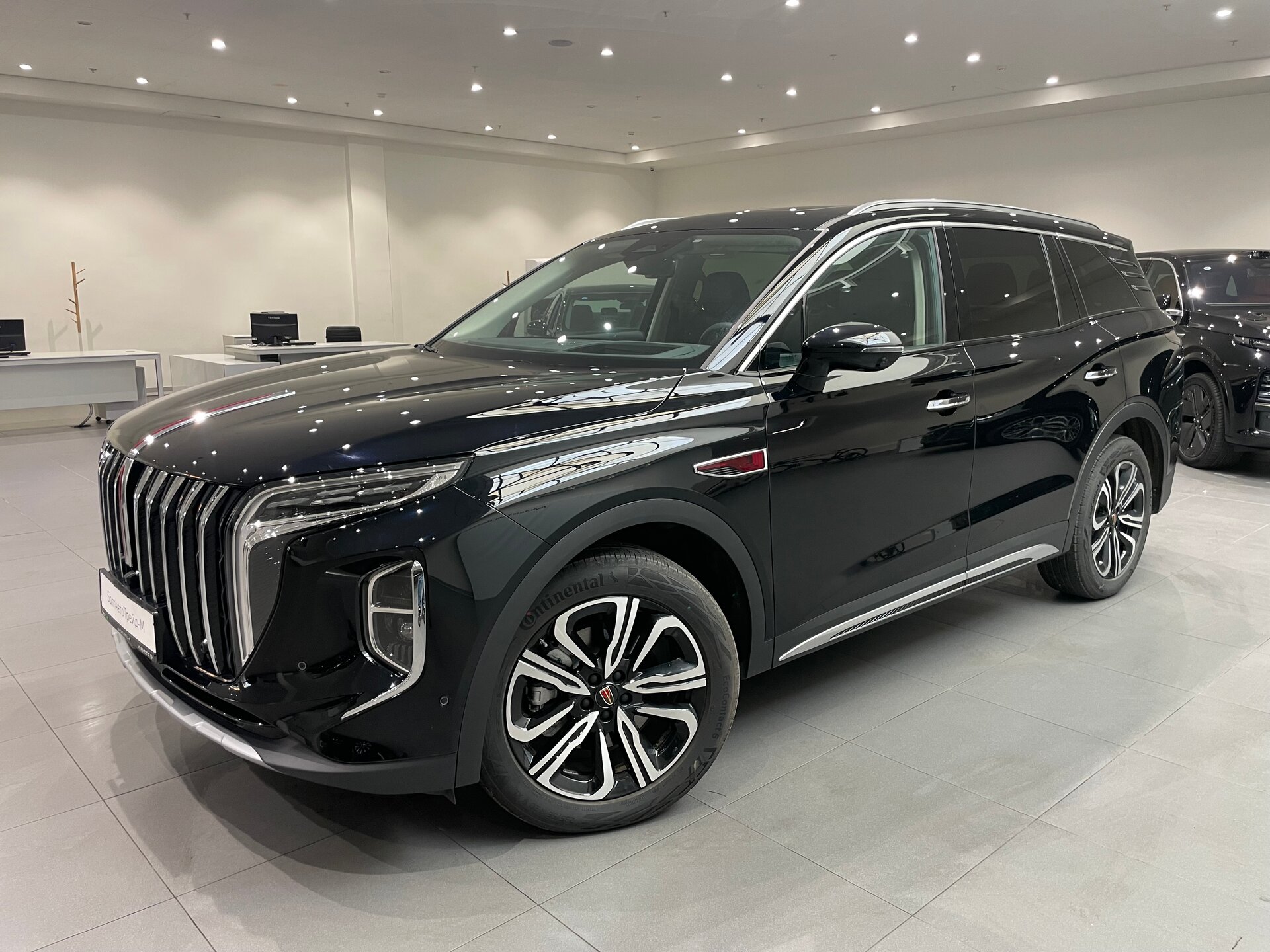 Автомобиль Hongqi HS7 2.0 AT (245 л.с.) 4WD - 1