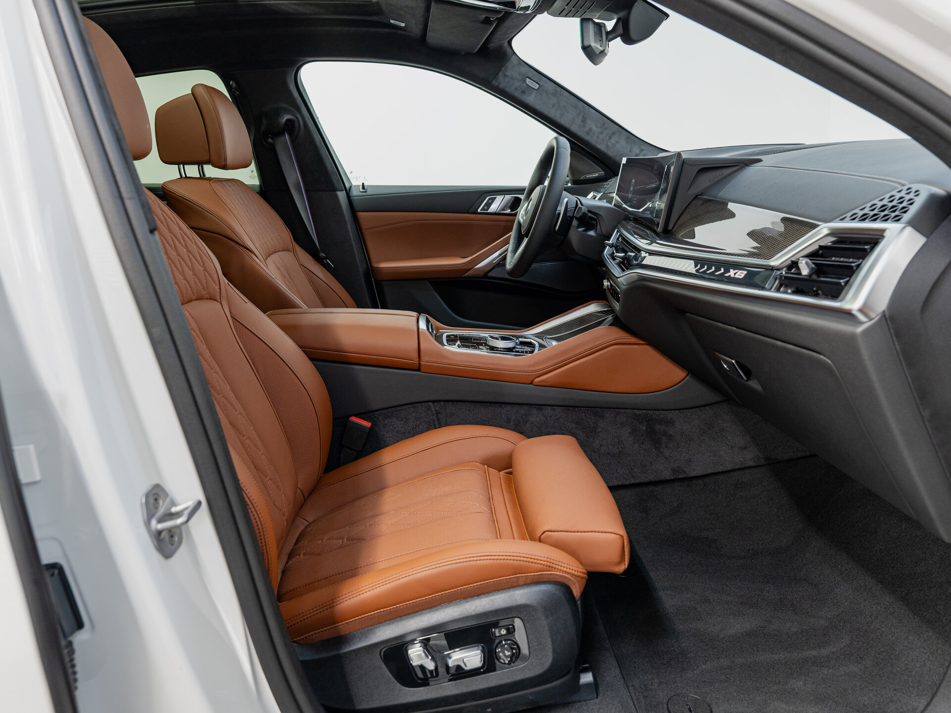 Автомобиль BMW X6 40i 3.0 AT (381 л.с.) 4WD - 10