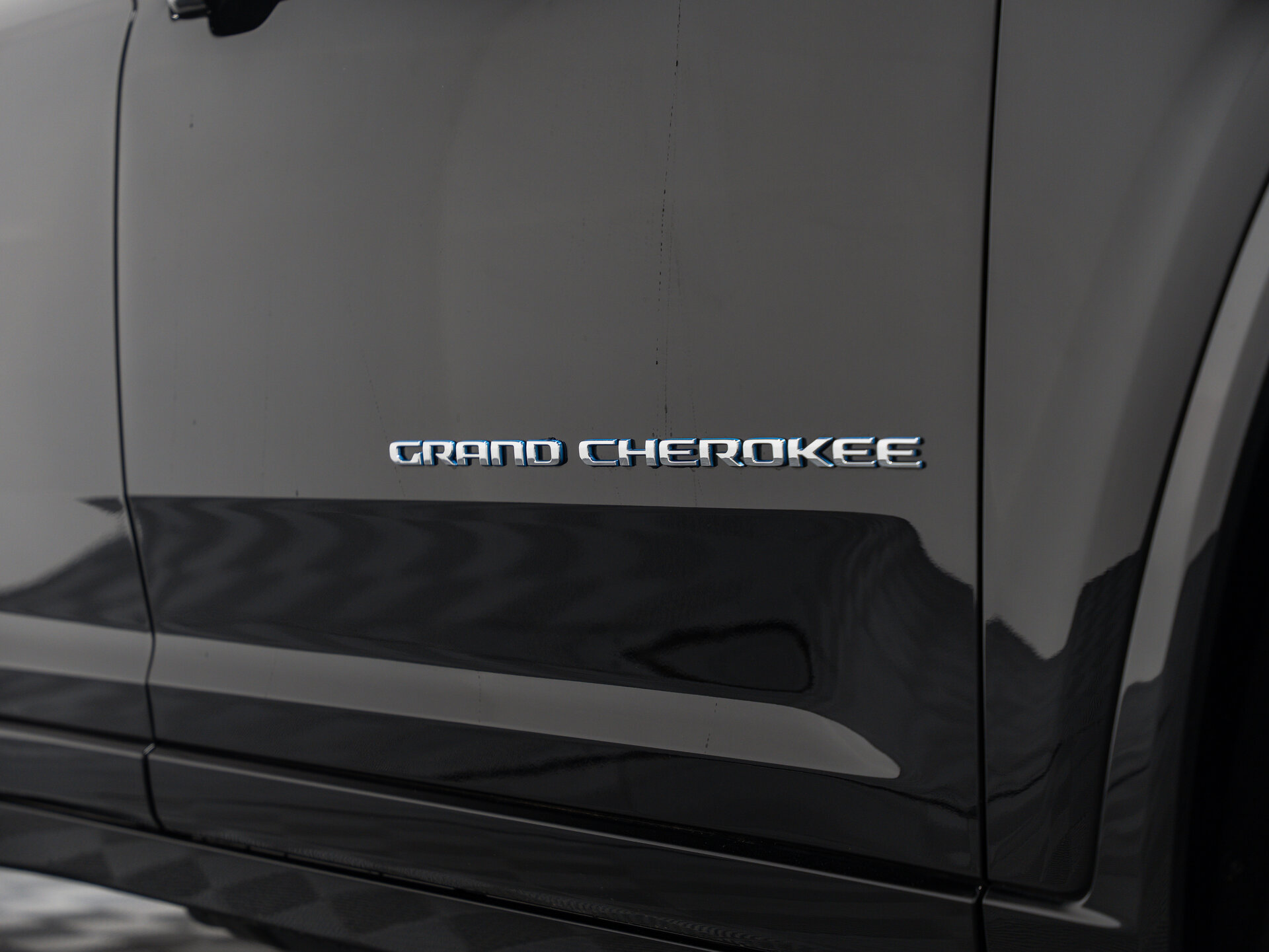 Автомобиль Jeep Grand Cherokee 4xe 2.0hyb AT (380 л.с.) 4WD - 6