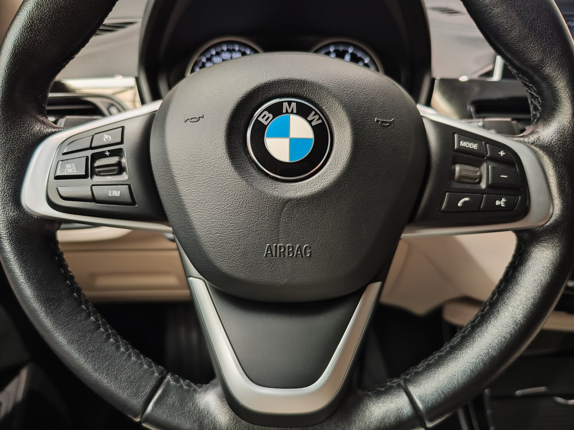 Автомобиль BMW X2 sDrive18i 1.5 AMT (140 л.с.) - 17