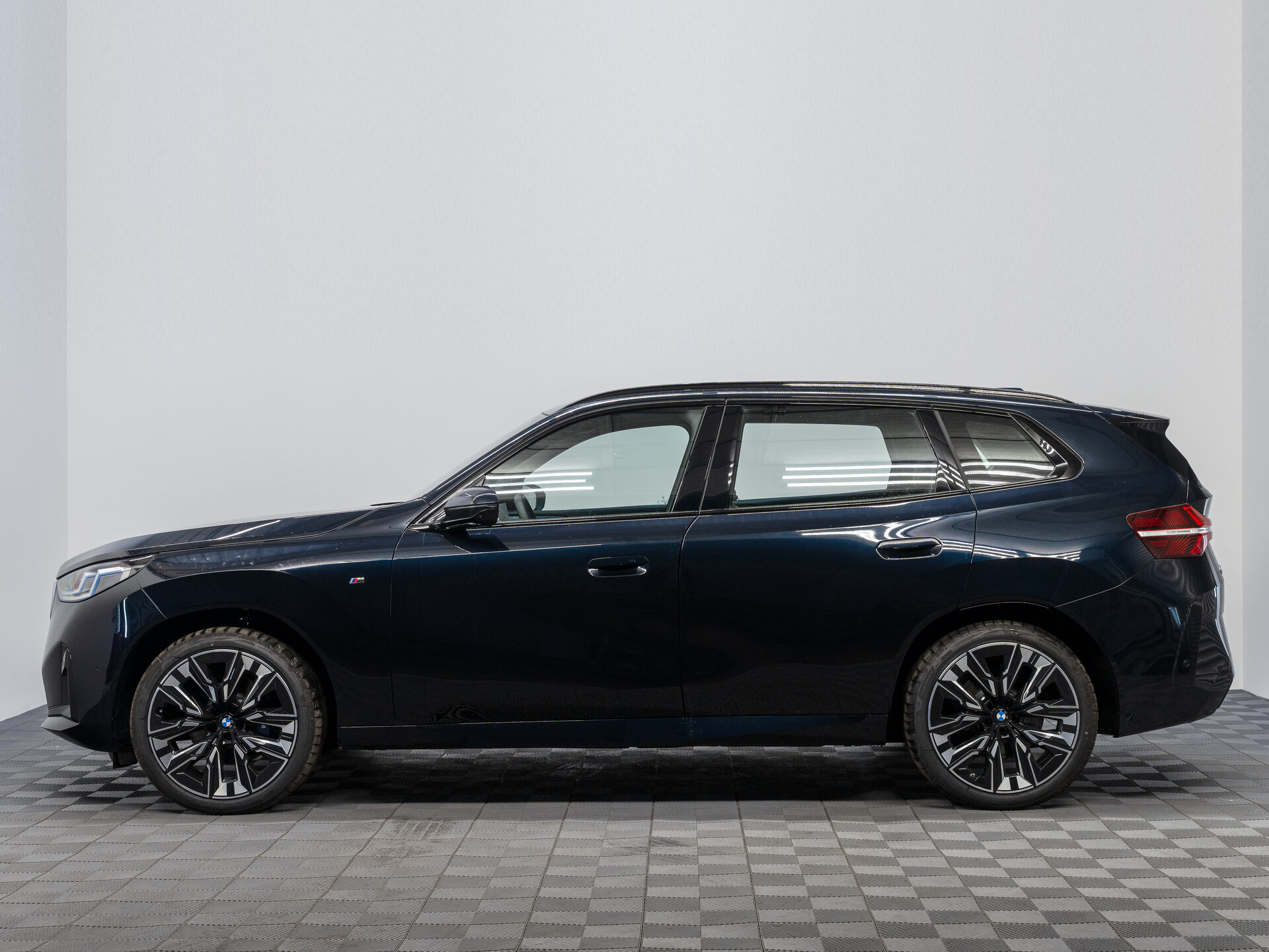 Автомобиль BMW X3 30L xDrive 2.0 AT (258 л.с.) 4WD - 8