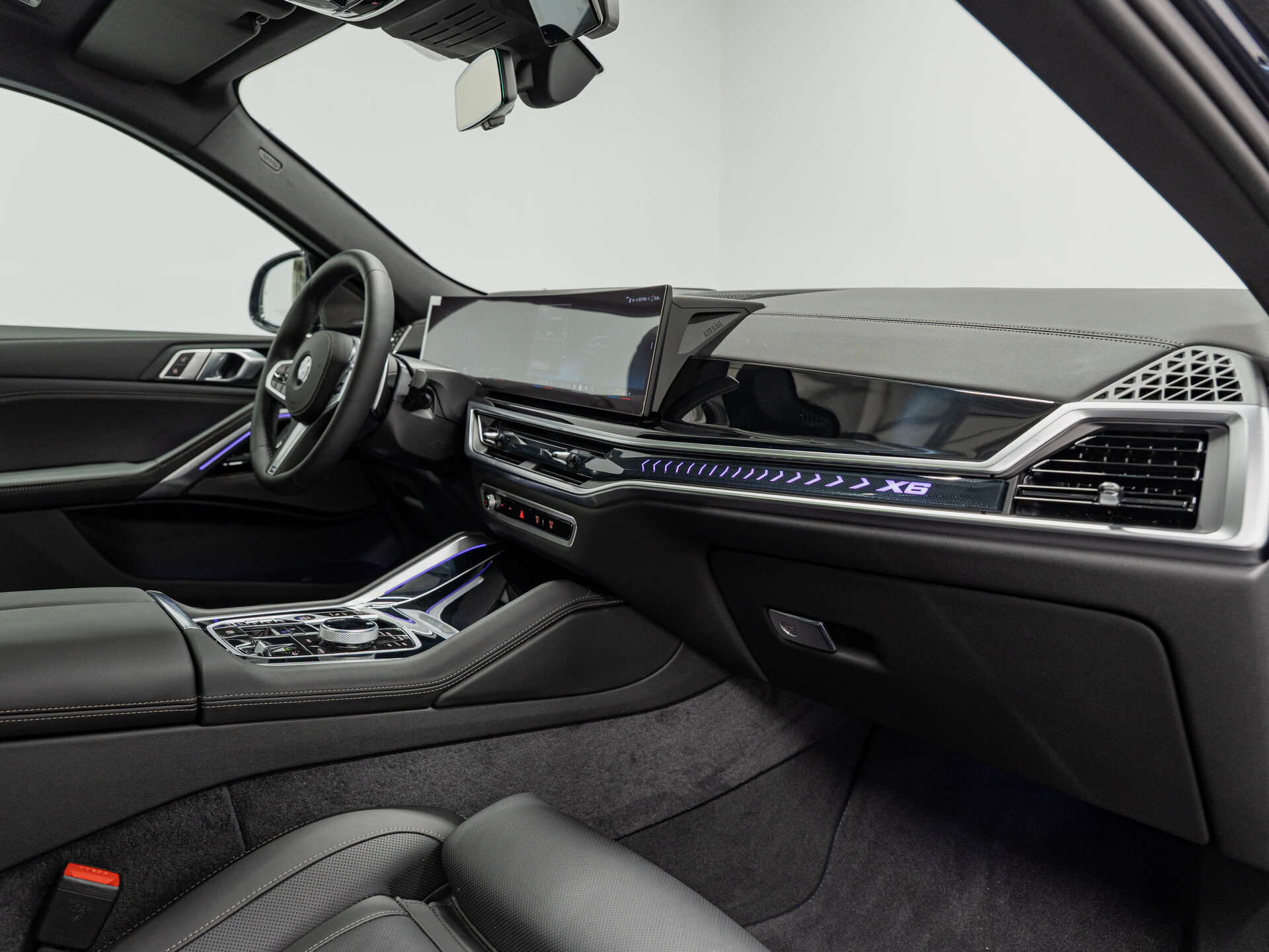Автомобиль BMW X6 40i 3.0 AT (381 л.с.) 4WD - 14