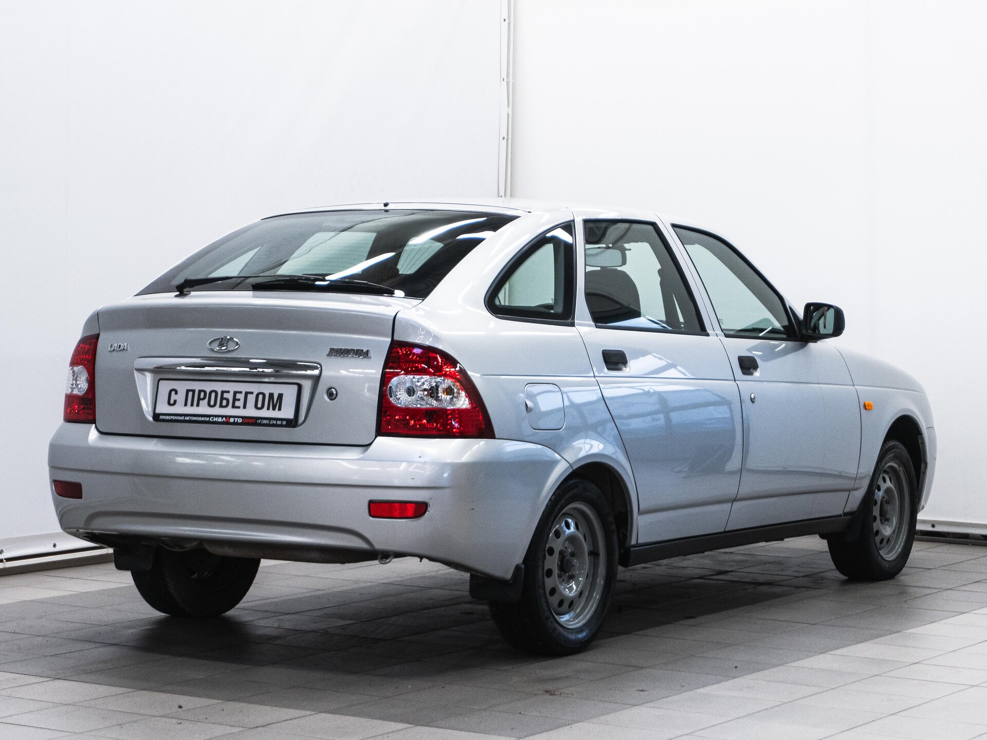 LADA (ВАЗ) Priora 2011 4