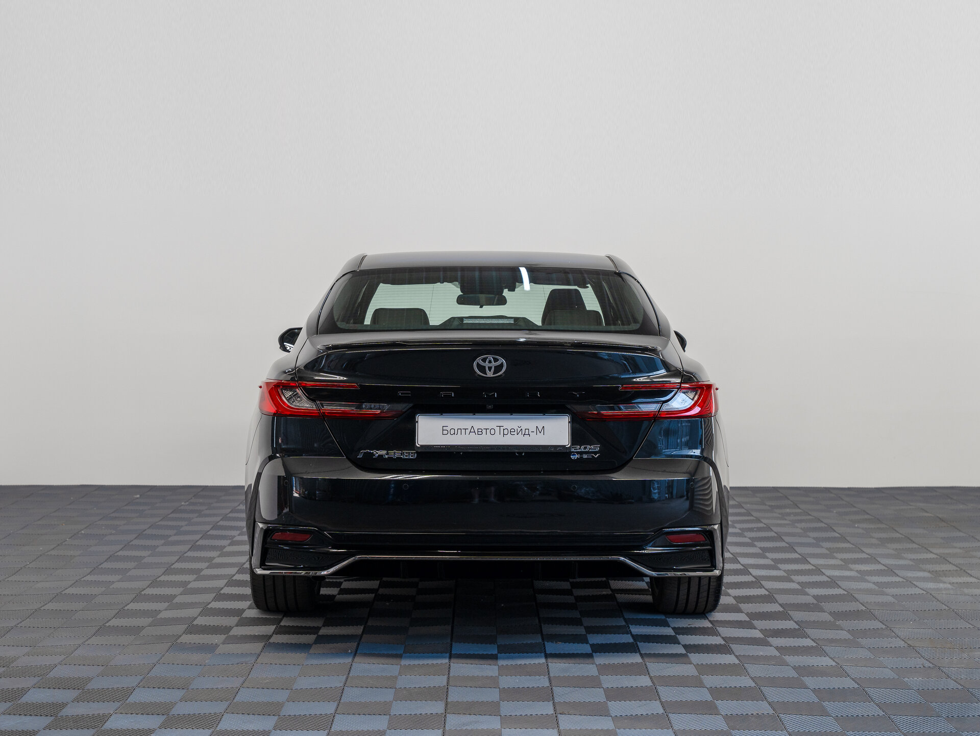 Автомобиль Toyota Camry 2.0hyb CVT (231 л.с.) - 6