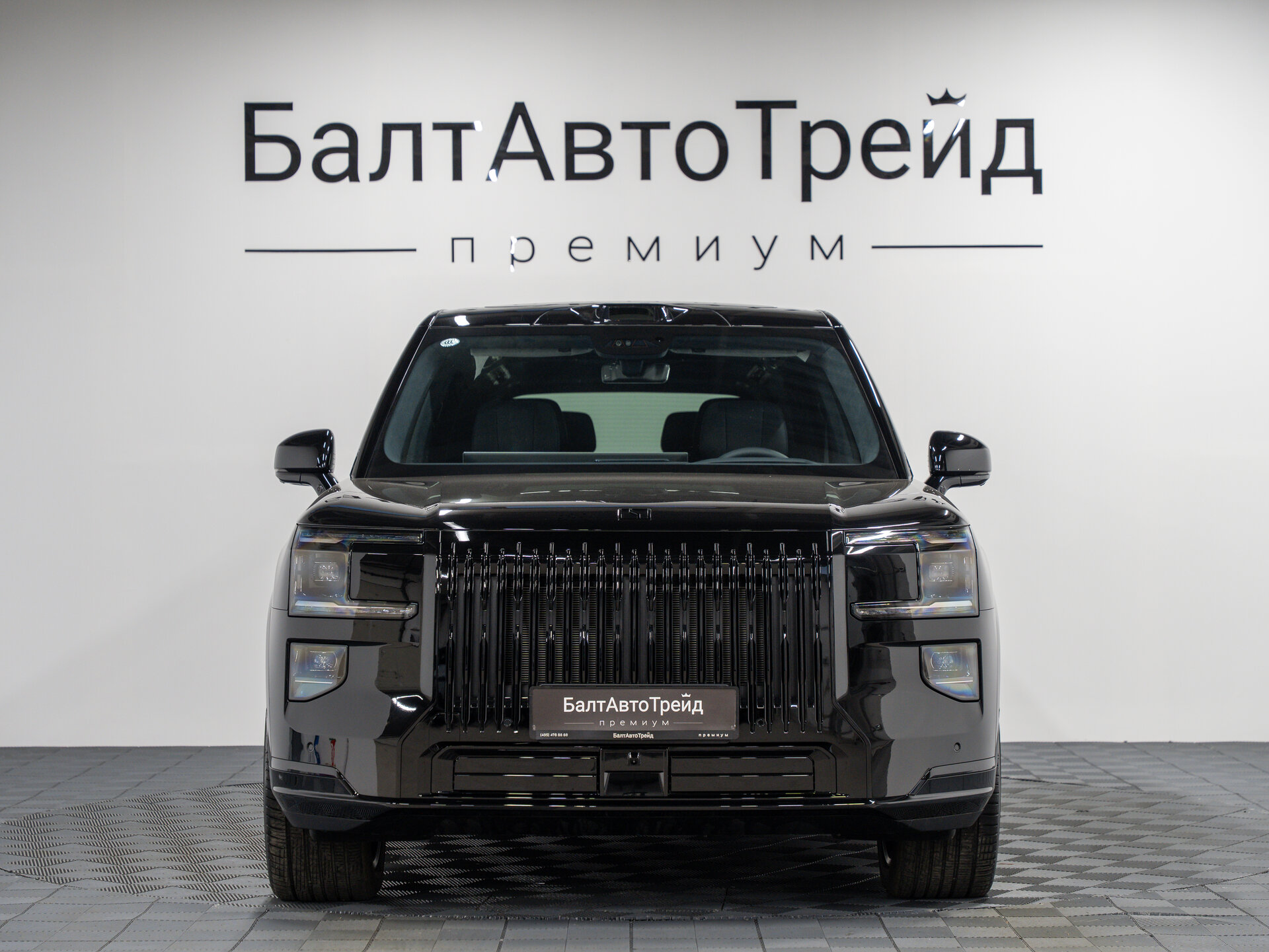 Автомобиль Zeekr 9X 55 kWh (до 3.5 т) 2.0hyb AT (898 л.с.) 4WD - 4