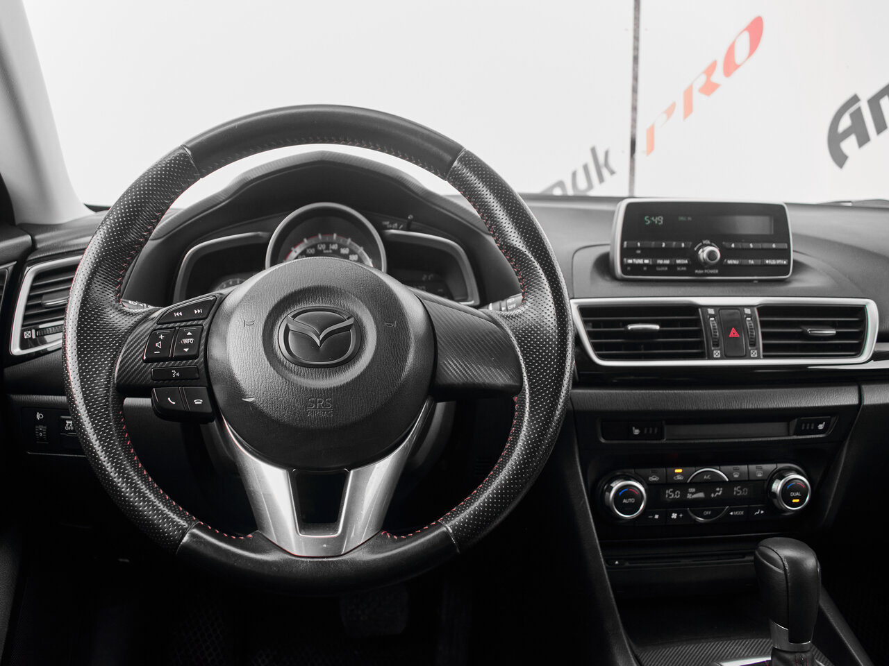 Купить Mazda 3 1.6 AT (104 л.с.), 2014 в Екатеренбурге