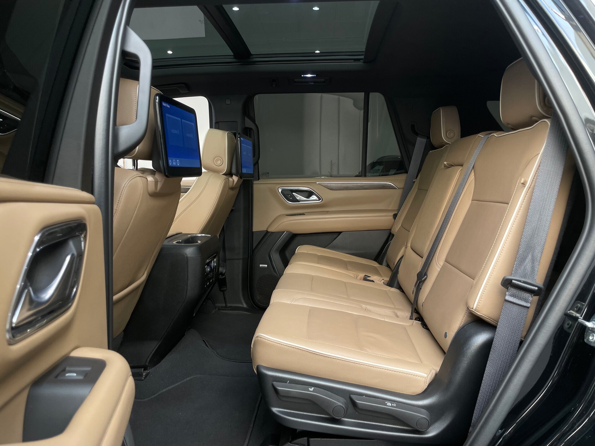Автомобиль Chevrolet Tahoe 5.3 AT (360 л.с.) 4WD - 9