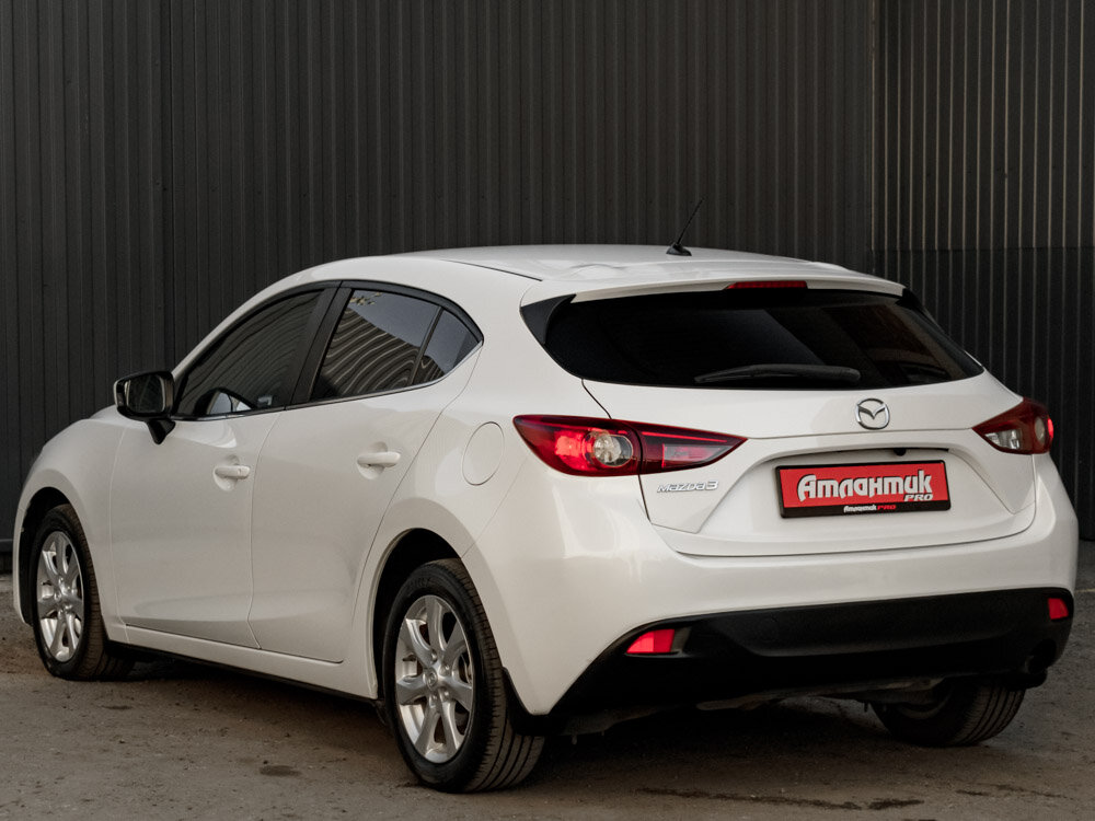 Купить Mazda 3 1.6 AT (104 л.с.), 2014 в Екатеренбурге