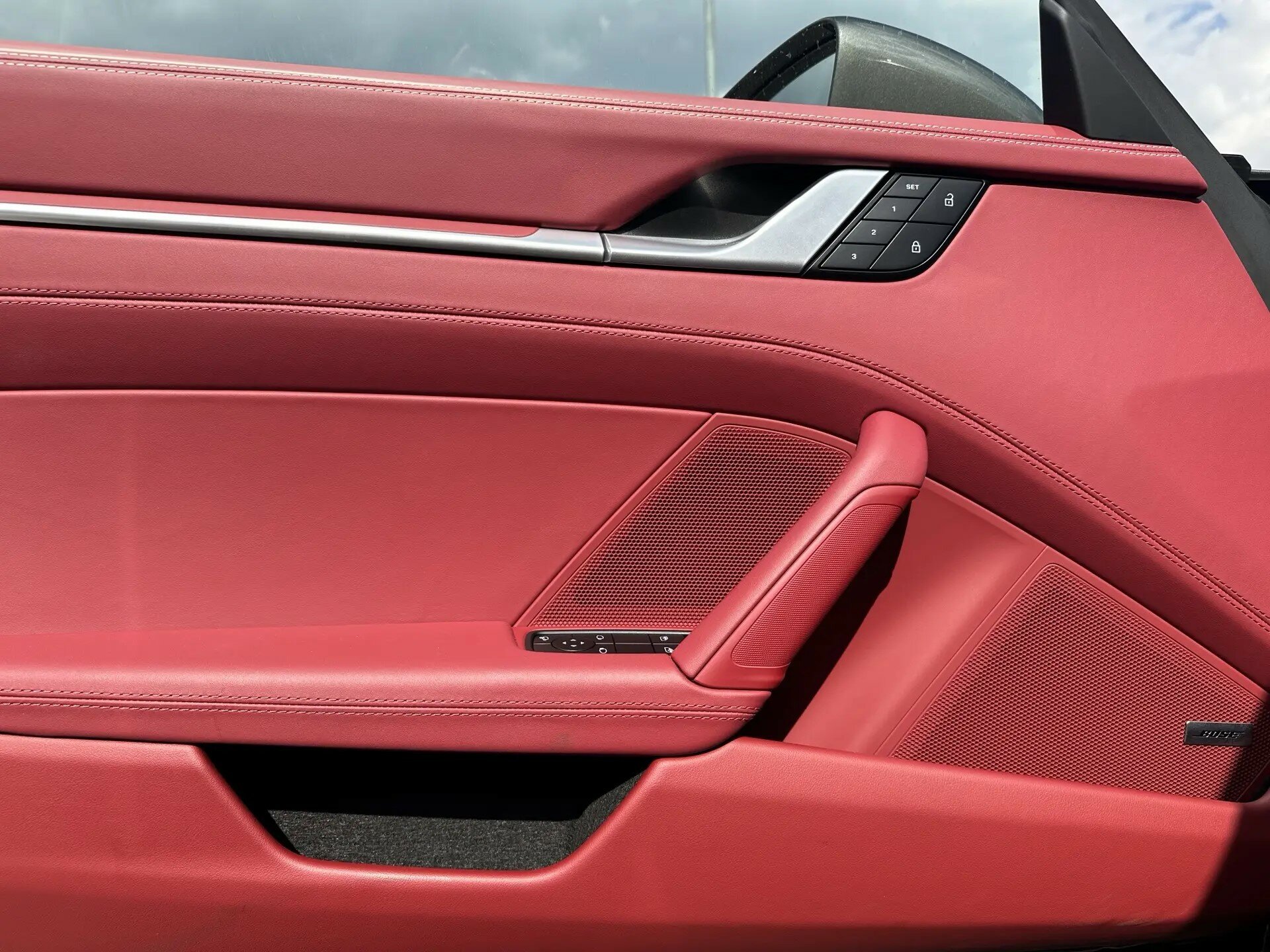 Автомобиль Porsche 911 Carrera 4 GTS 3.0 AMT (480 л.с.) 4WD - 20