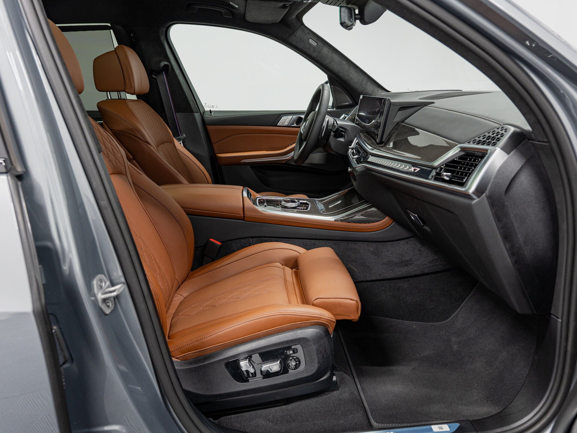 Автомобиль BMW X7 40d 3.0d AT (340 л.с.) 4WD - 13