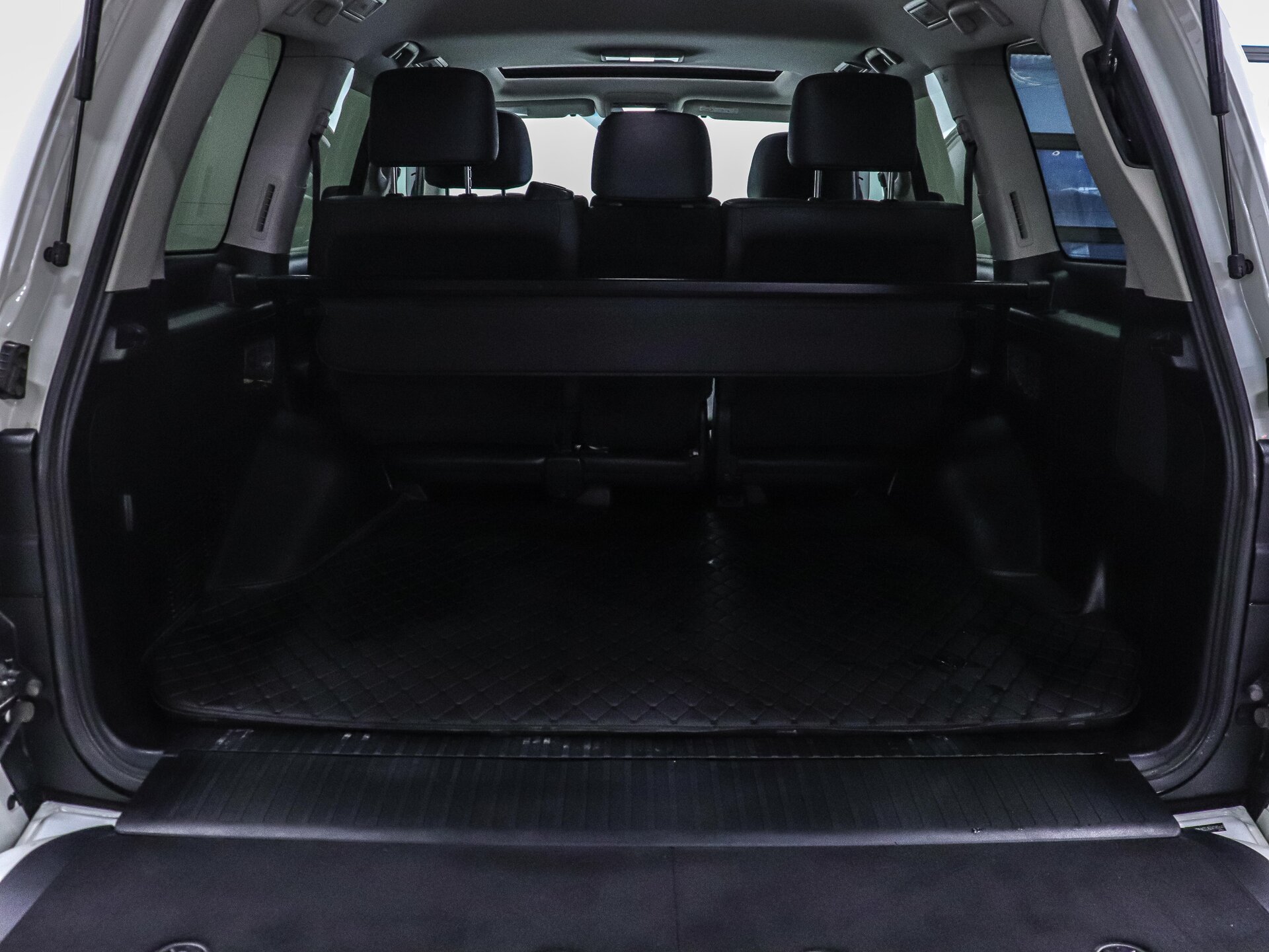 Toyota Land Cruiser 2019 36