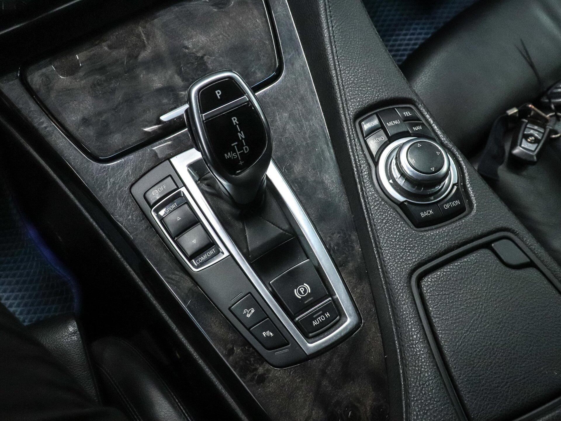 BMW 6 серии 2013 18