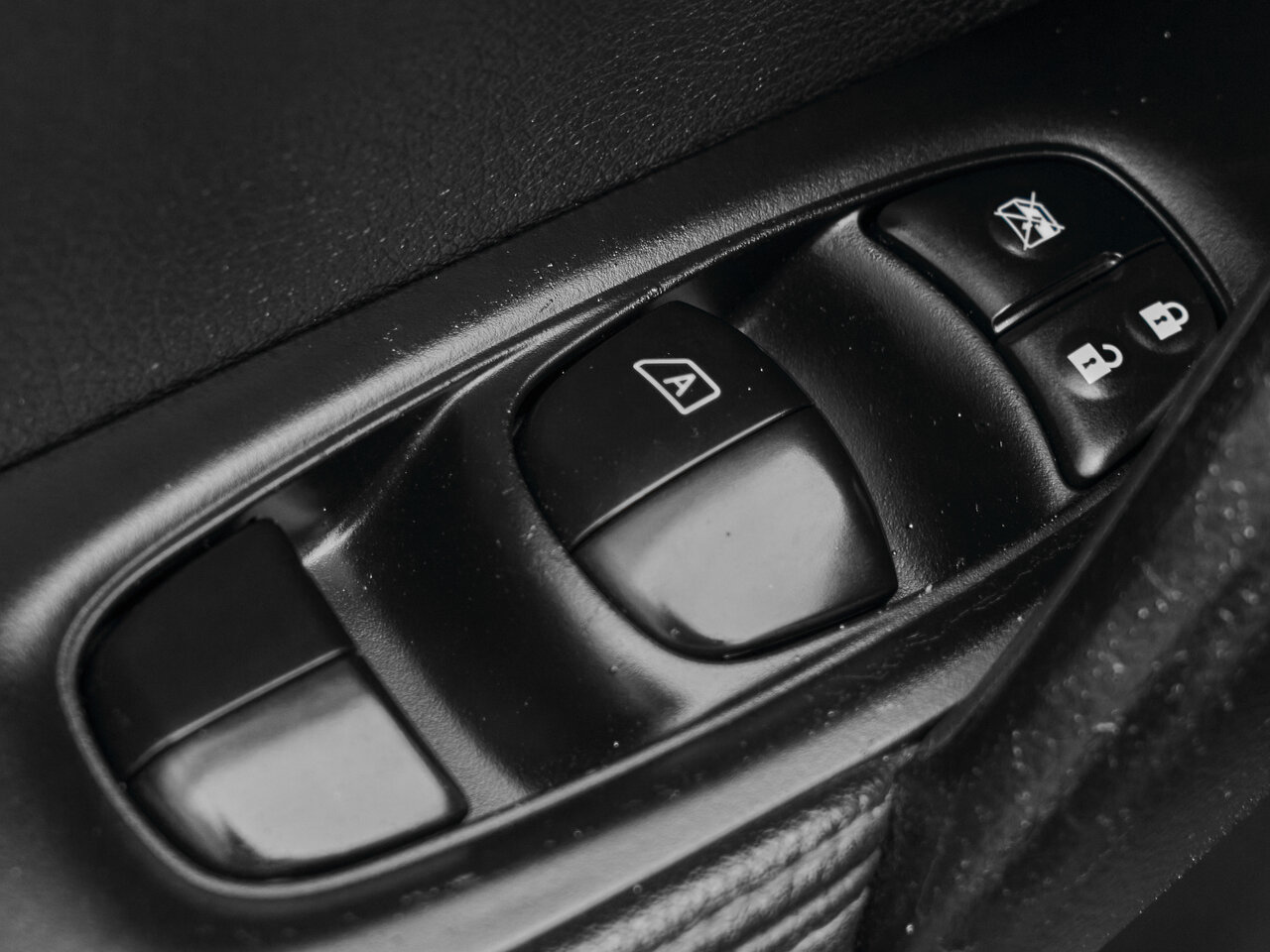Купить Nissan Qashqai 2.0 CVT (144 л.с.) 4WD, 2014 в Екатеренбурге