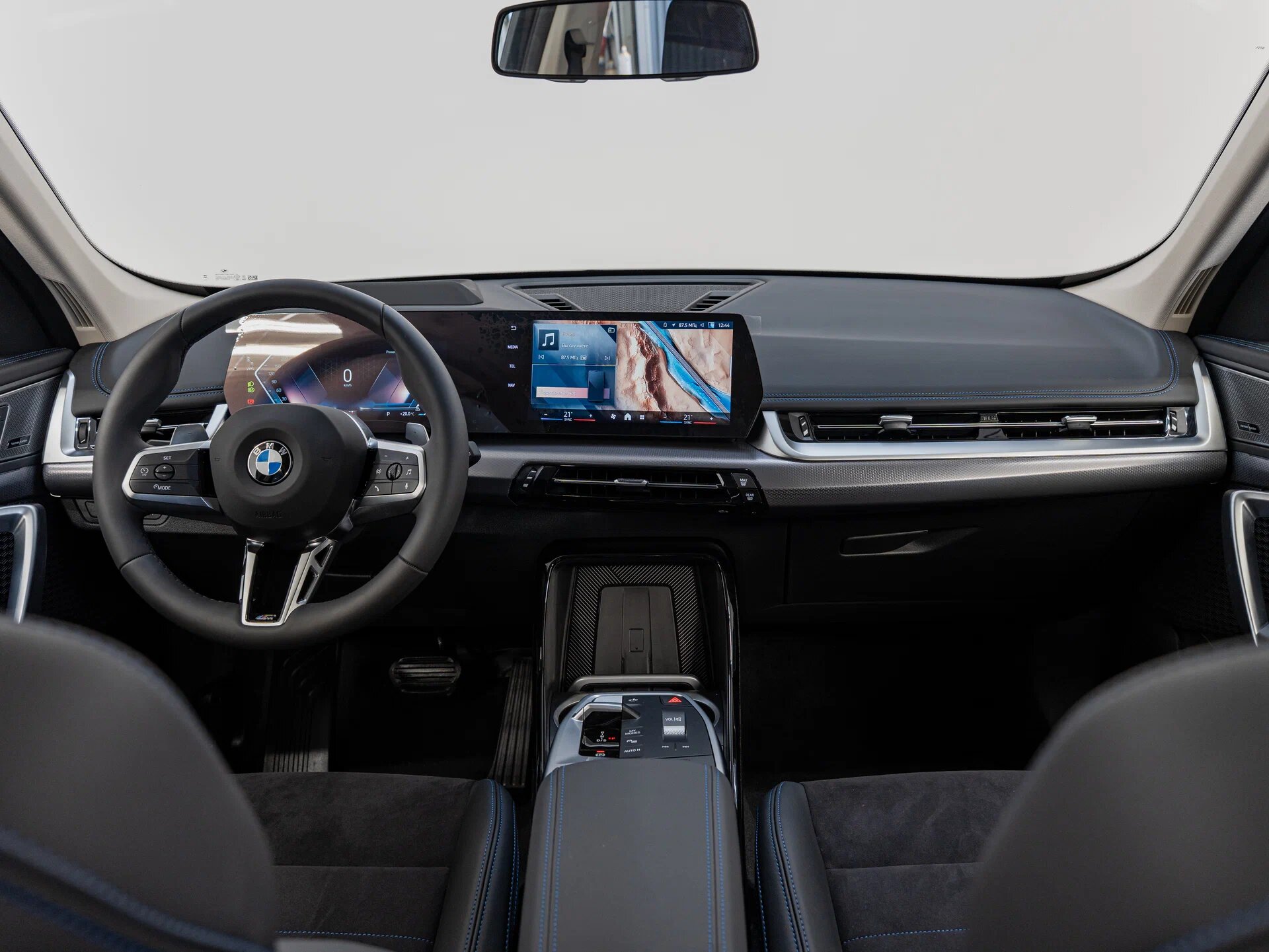 Автомобиль BMW X1 25Li xDrive 2.0 AMT (204 л.с.) 4WD - 14