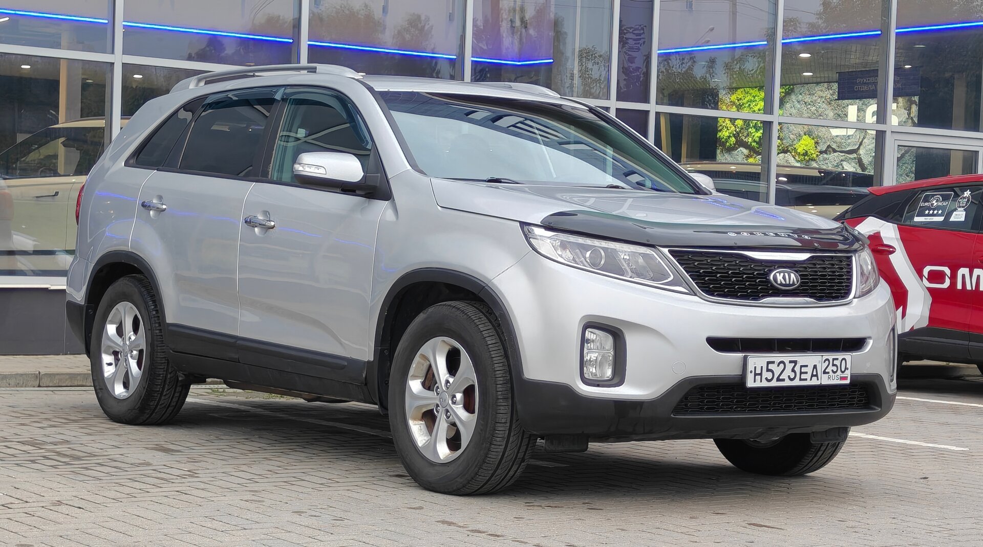 KIA Sorento, II Рестайлинг Комфорт, фото 2