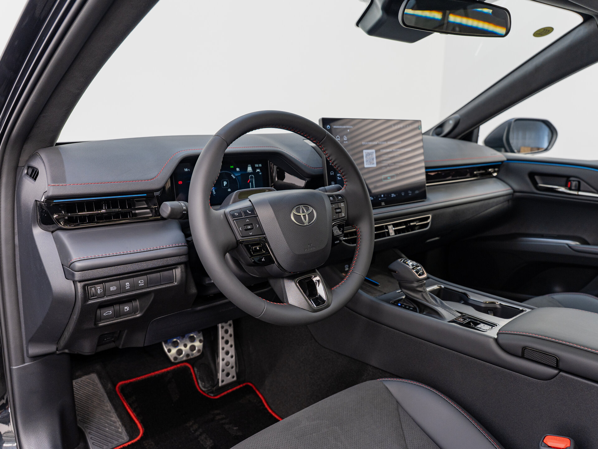 Автомобиль Toyota Camry 2.0hyb CVT (231 л.с.) - 9