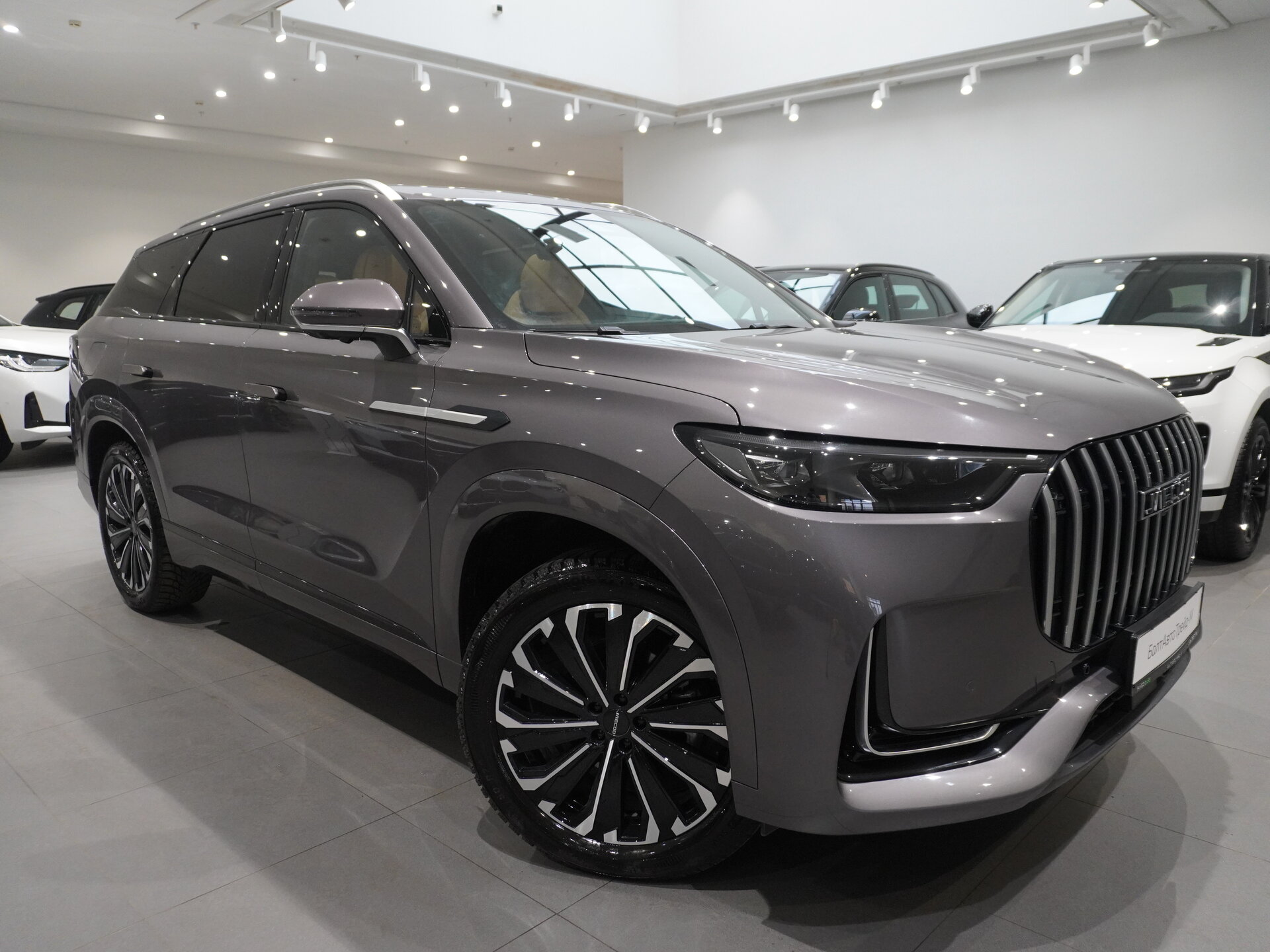 Автомобиль Jaecoo J8 2.0 AMT (249 л.с.) 4WD - 3