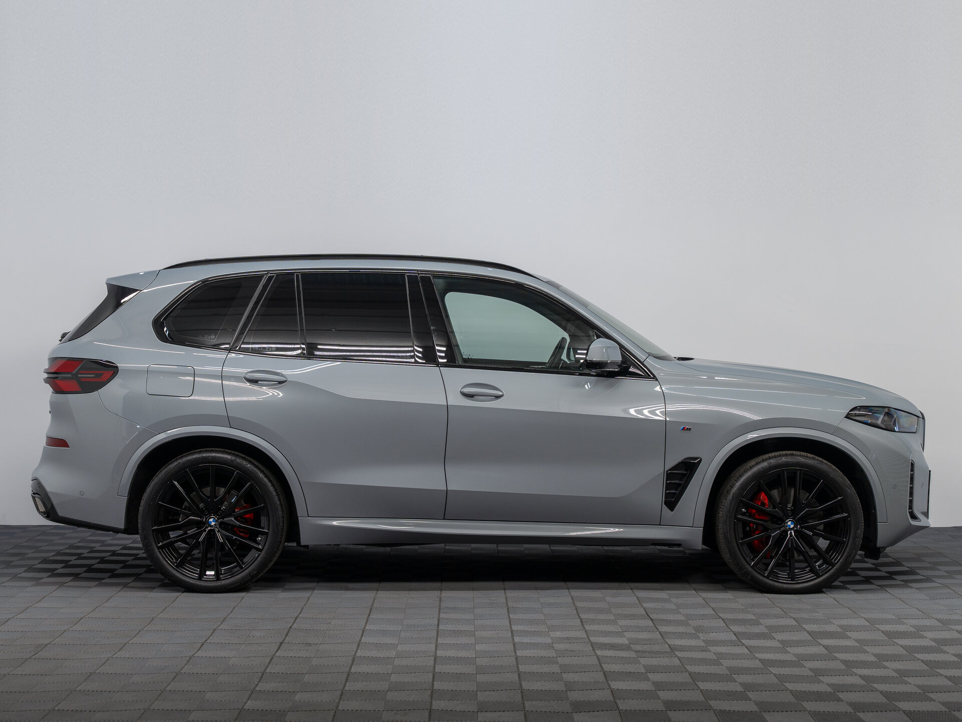 Автомобиль BMW X5 40d 3.0d AT (352 л.с.) 4WD - 8
