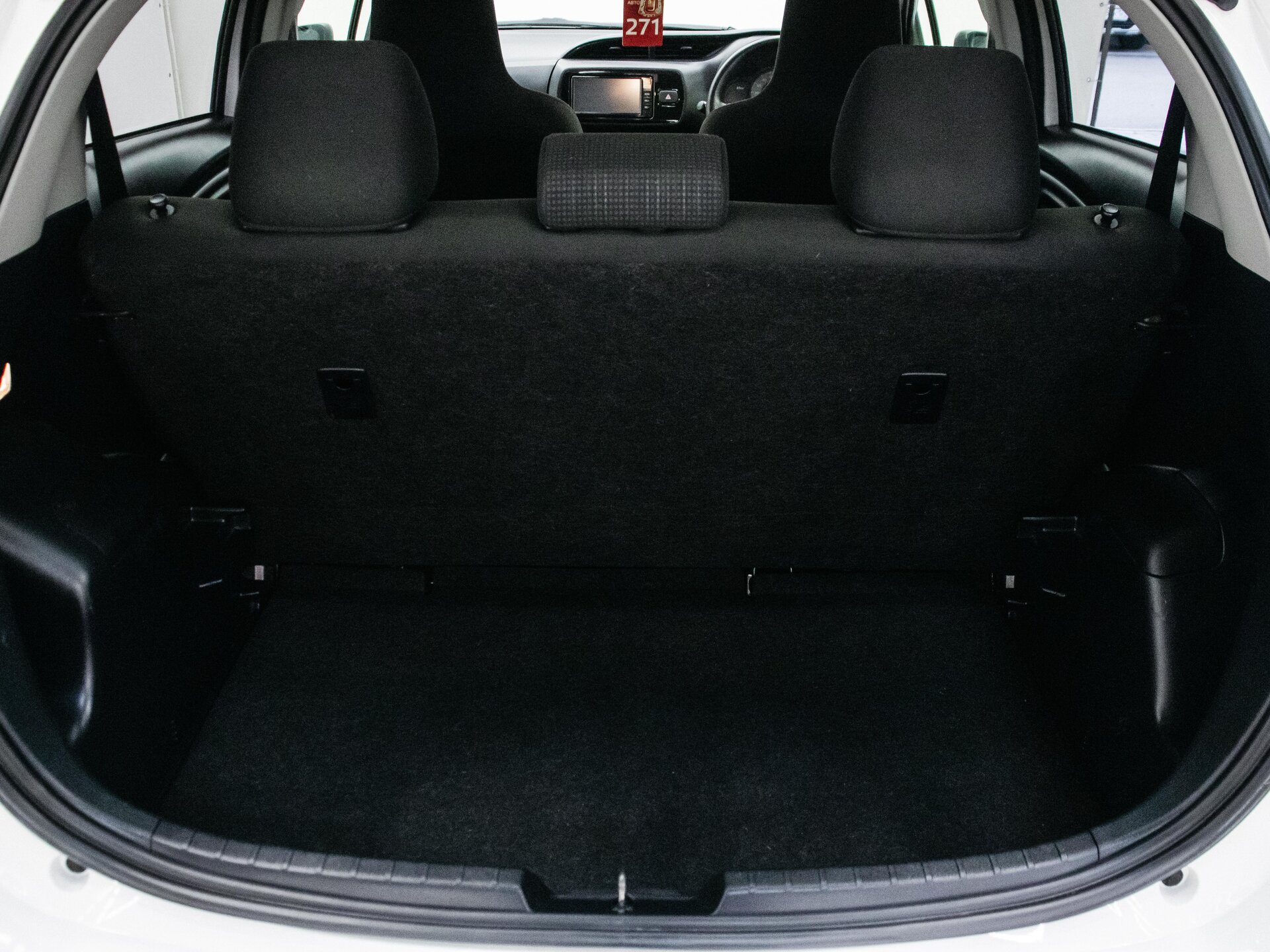 Toyota Vitz 2019 28