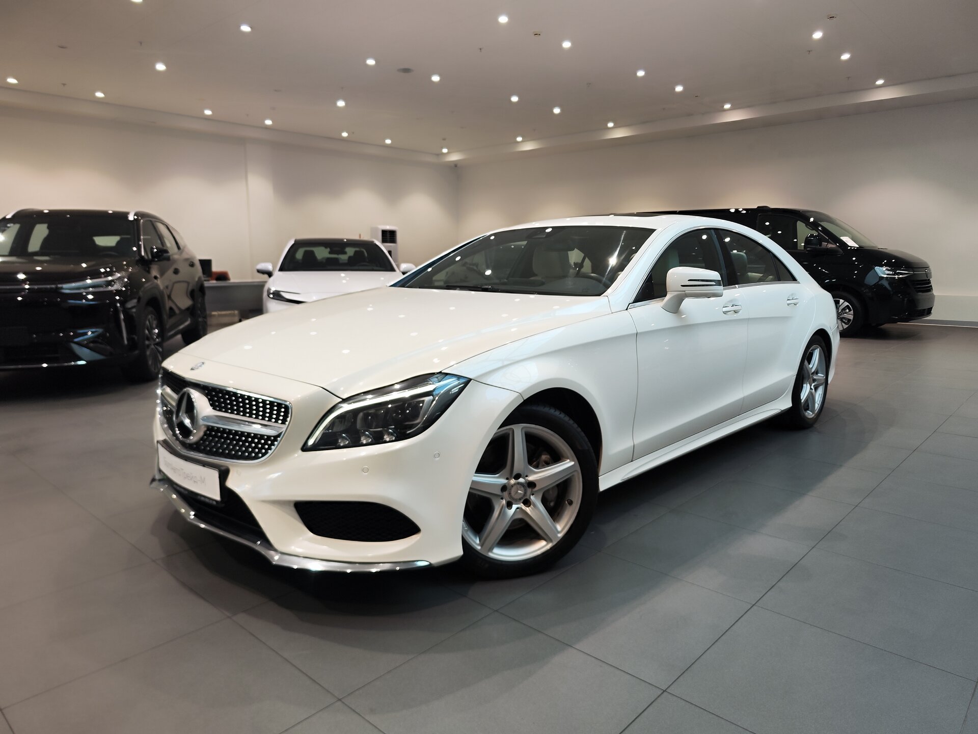 Автомобиль Mercedes-Benz CLS 400 3.0 AT (333 л.с.) 4WD - 1