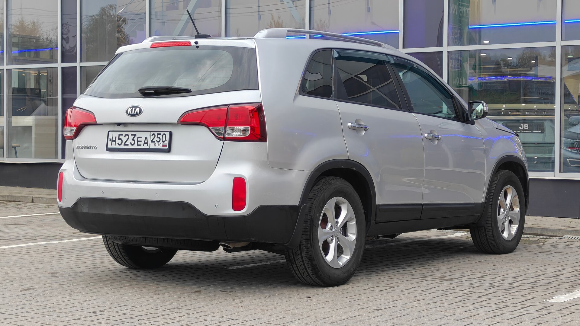 KIA Sorento, II Рестайлинг Комфорт, фото 7
