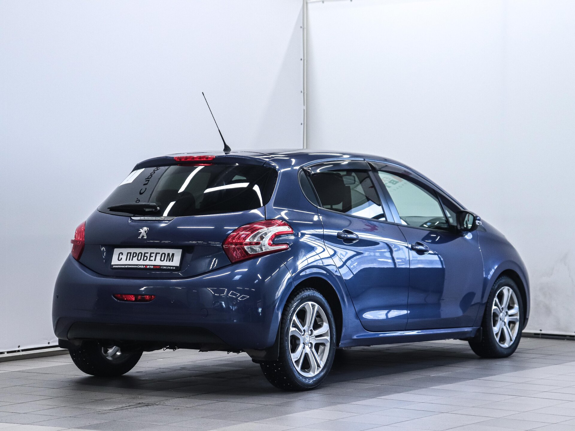 Peugeot 208 2013 3