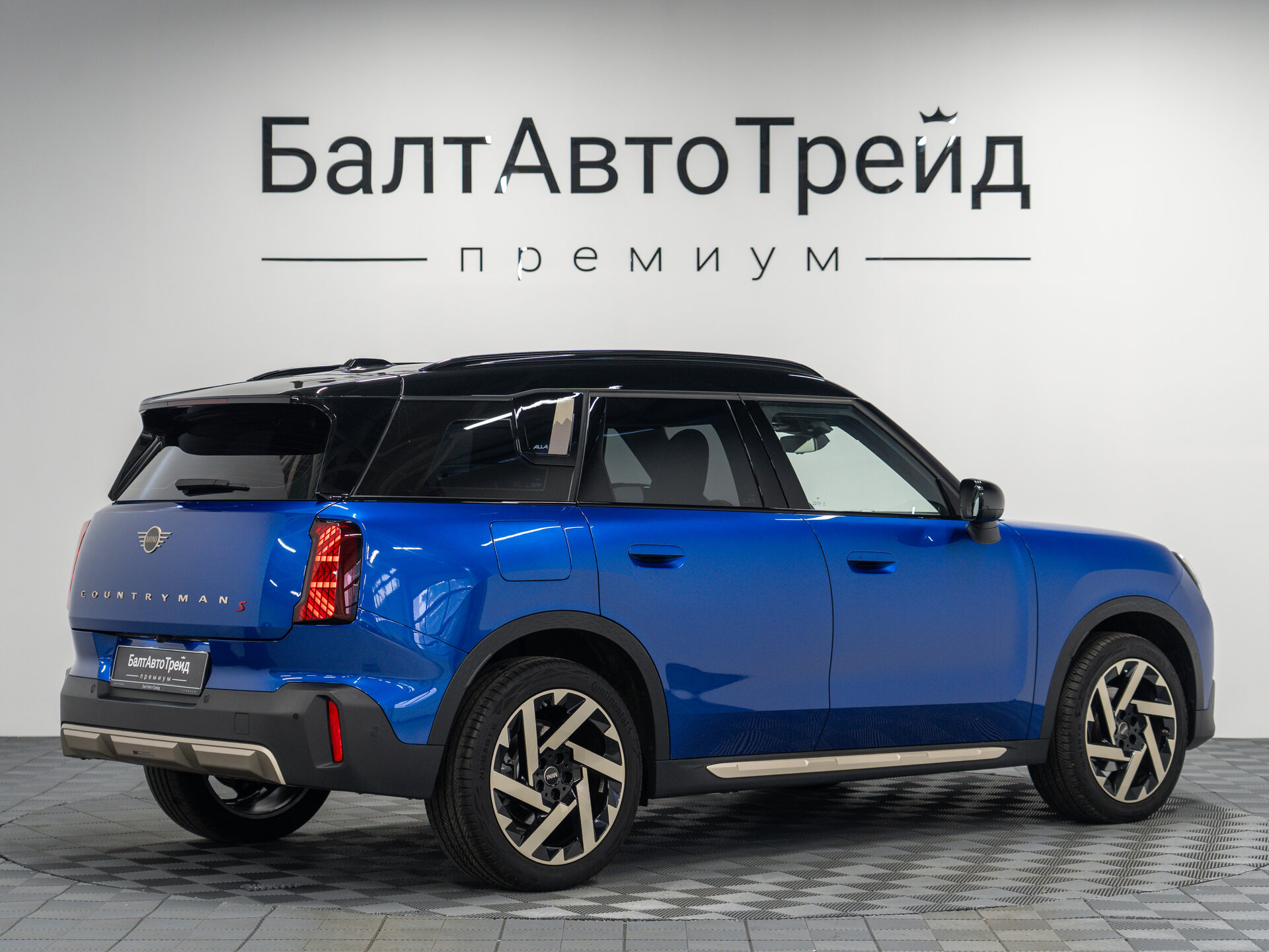 Автомобиль MINI Countryman S 2.0 AMT (204 л.с.) 4WD - 7