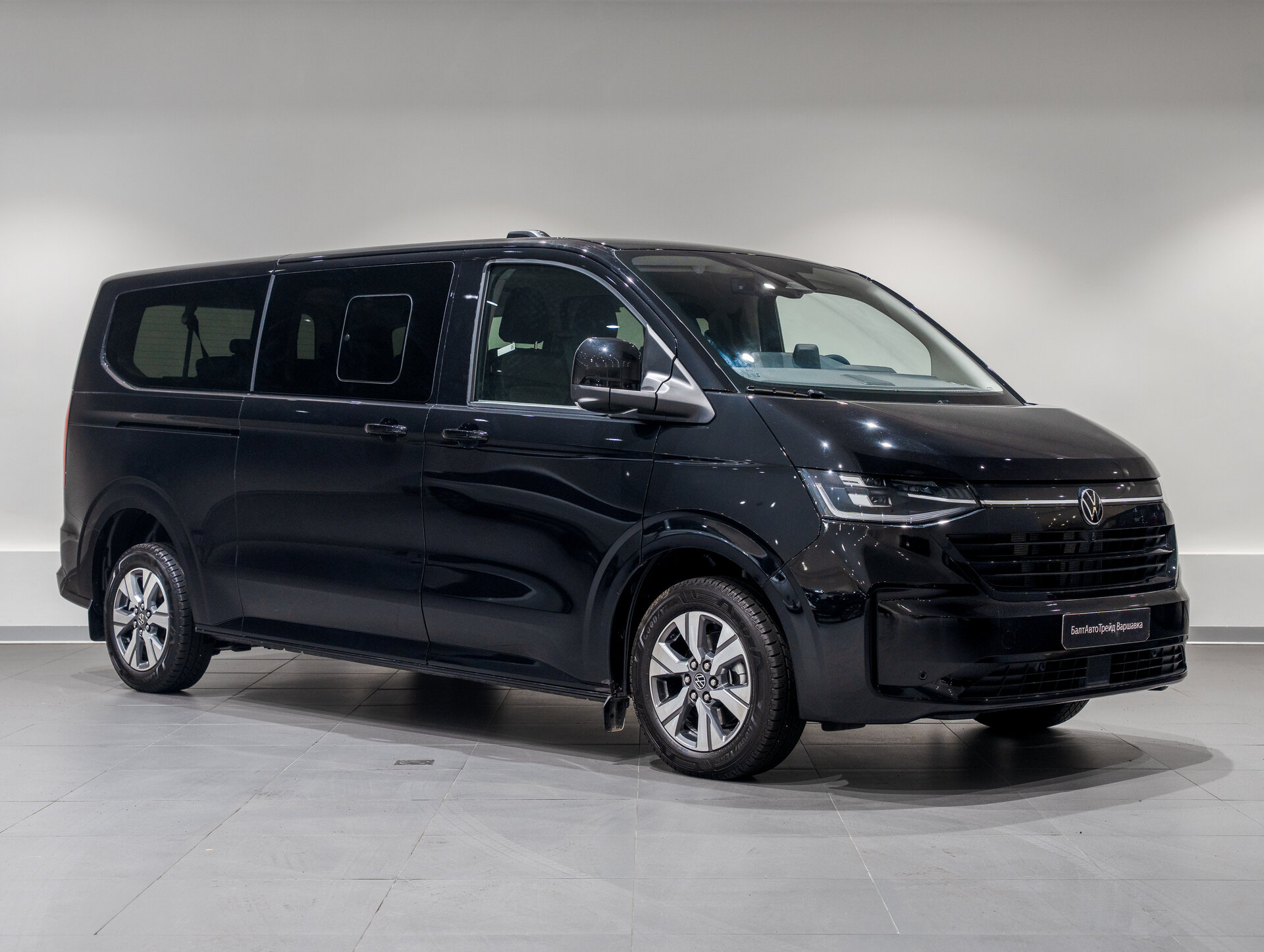 Автомобиль Volkswagen Caravelle 2.0d AT (170 л.с.) 4WD - 2