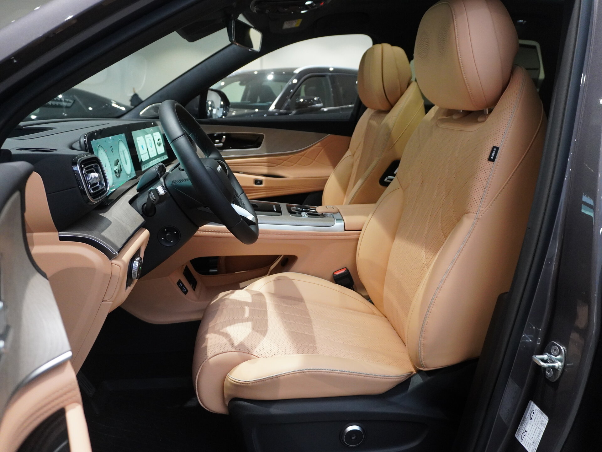 Автомобиль Jaecoo J8 2.0 AMT (249 л.с.) 4WD - 11