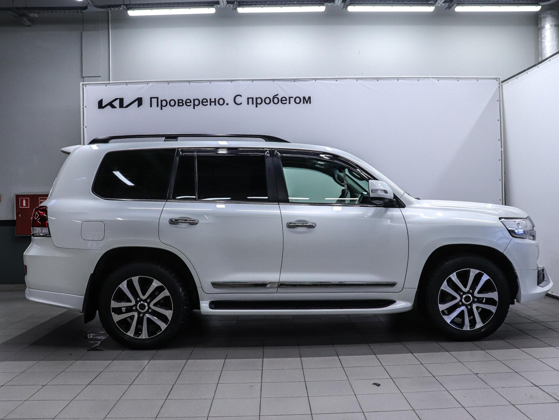 Toyota Land Cruiser 2019 6