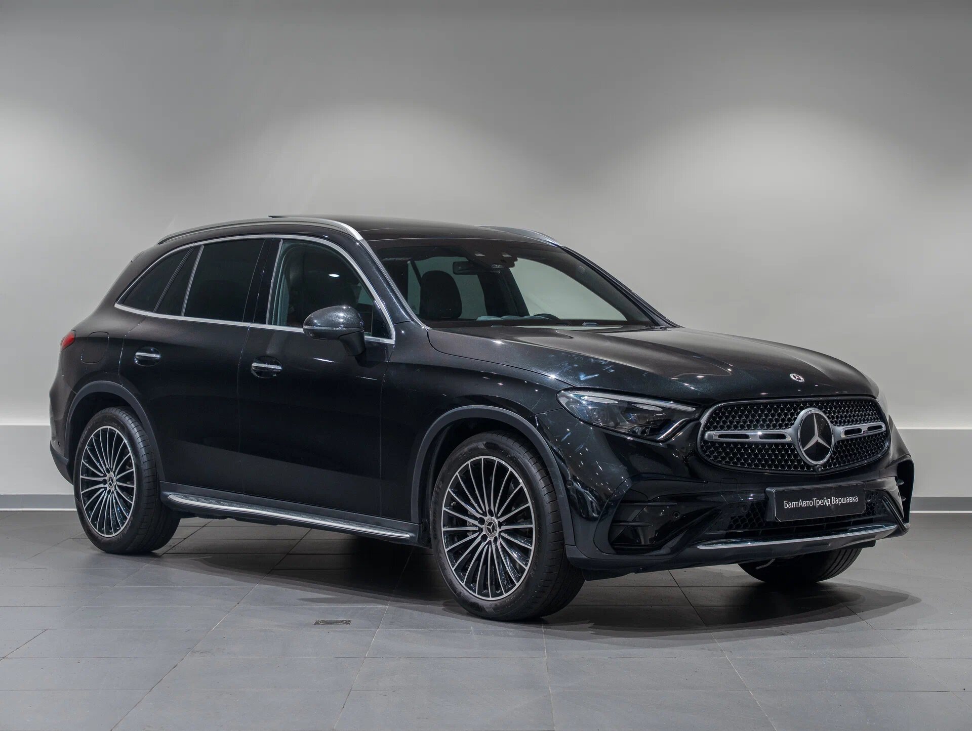 Автомобиль Mercedes-Benz GLC 300 2.0 AT (258 л.с.) 4WD - 3