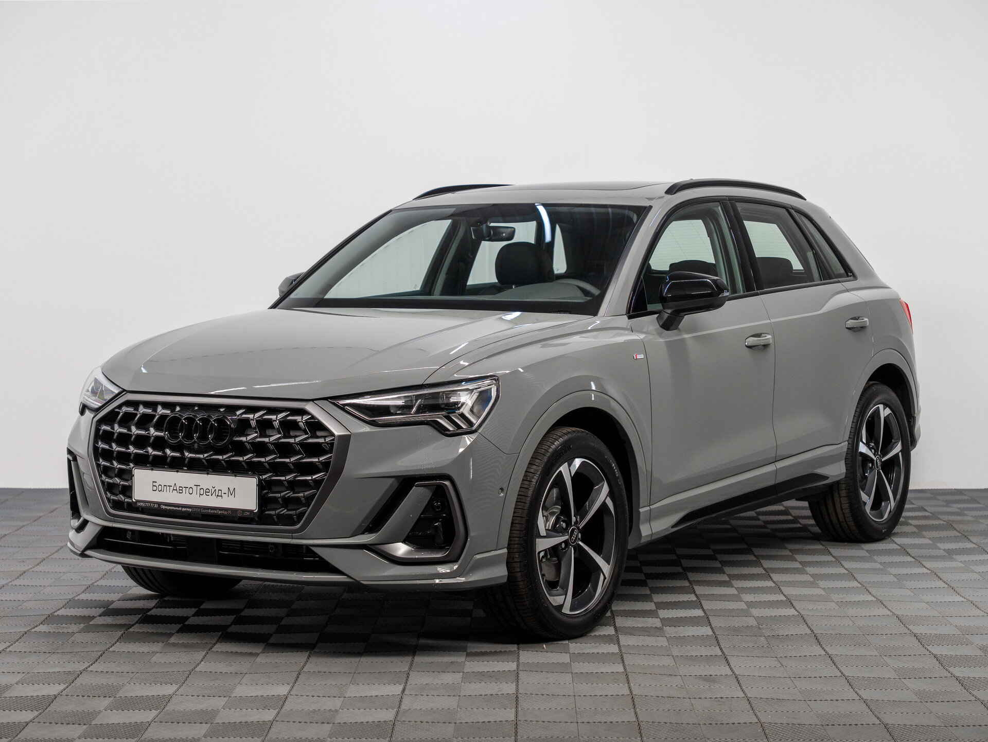 Автомобиль Audi Q3 35 TFSI 1.5 AMT (160 л.с.) - 1