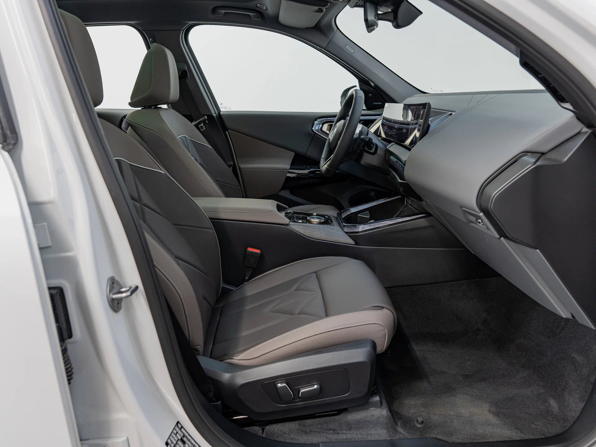 Автомобиль BMW X3 30L xDrive 2.0 AT (258 л.с.) 4WD - 10