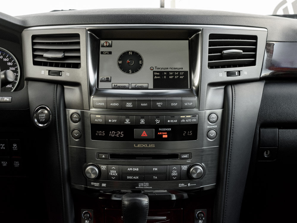 Купить Lexus LX 570 5.7 AT (367 л.с.) 4WD, 2011 в Екатеренбурге
