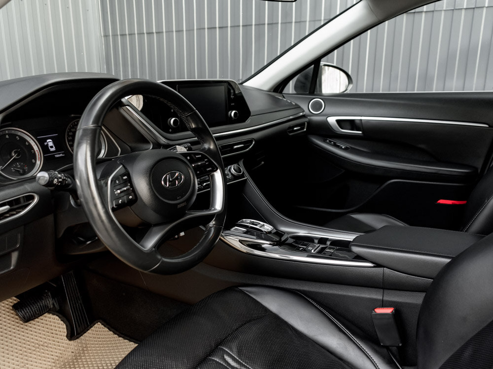 Купить Hyundai Sonata 2.0 AT (150 л.с.), 2020 в Екатеренбурге